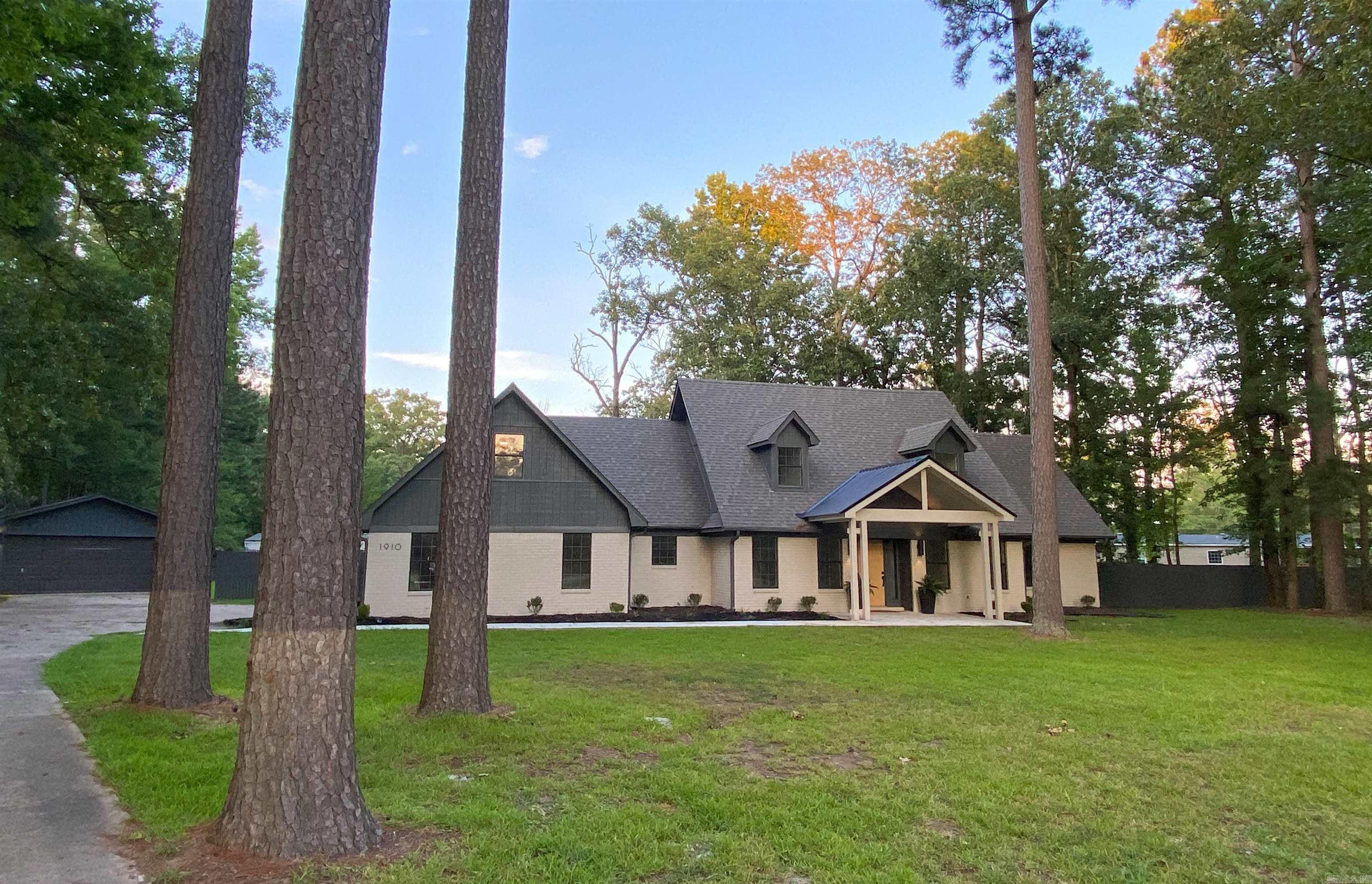 1910  Amy  White Hall, AR