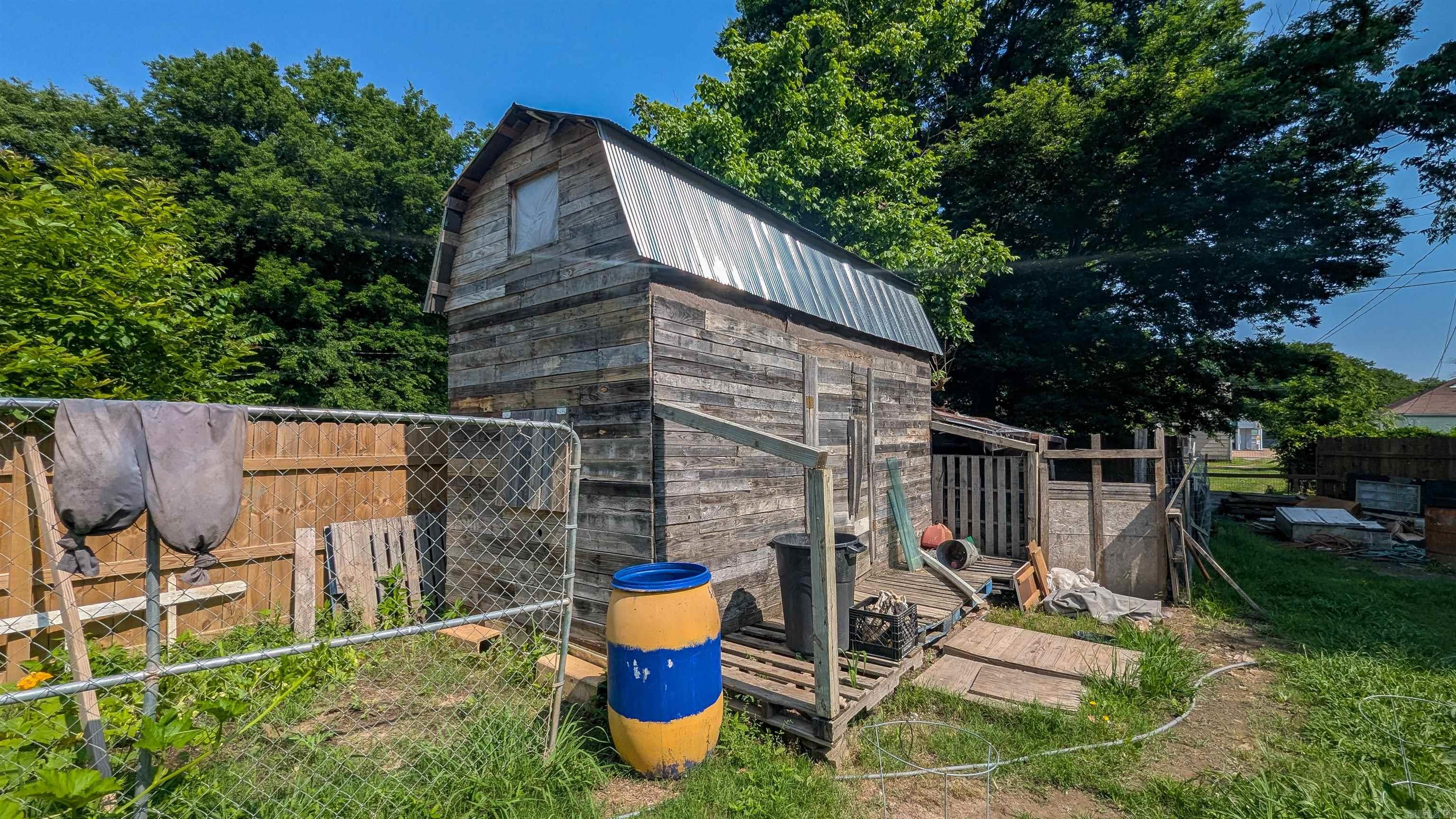 1407  Dill  Newport, AR