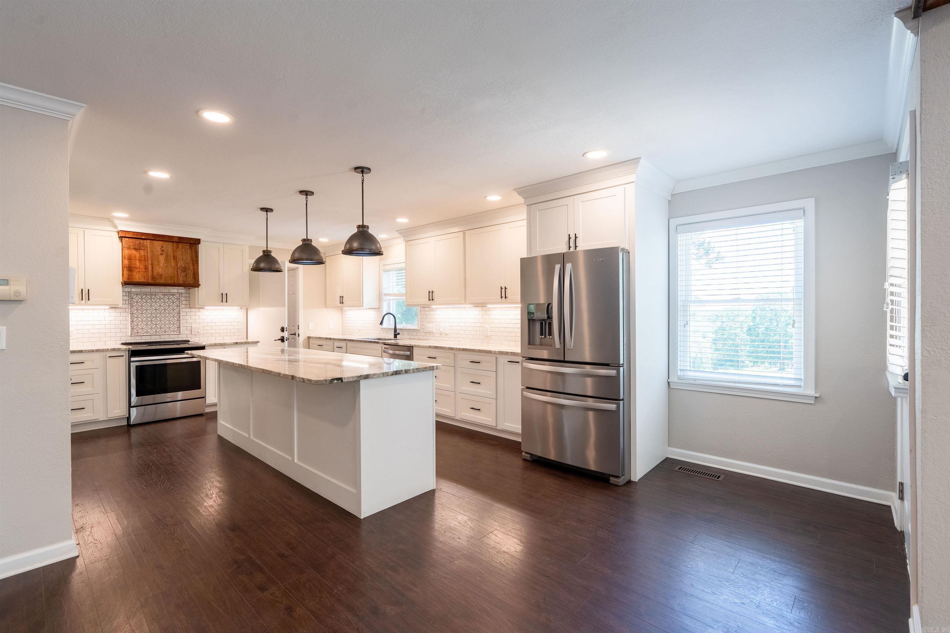 400 E Plantation  Heber Springs, AR