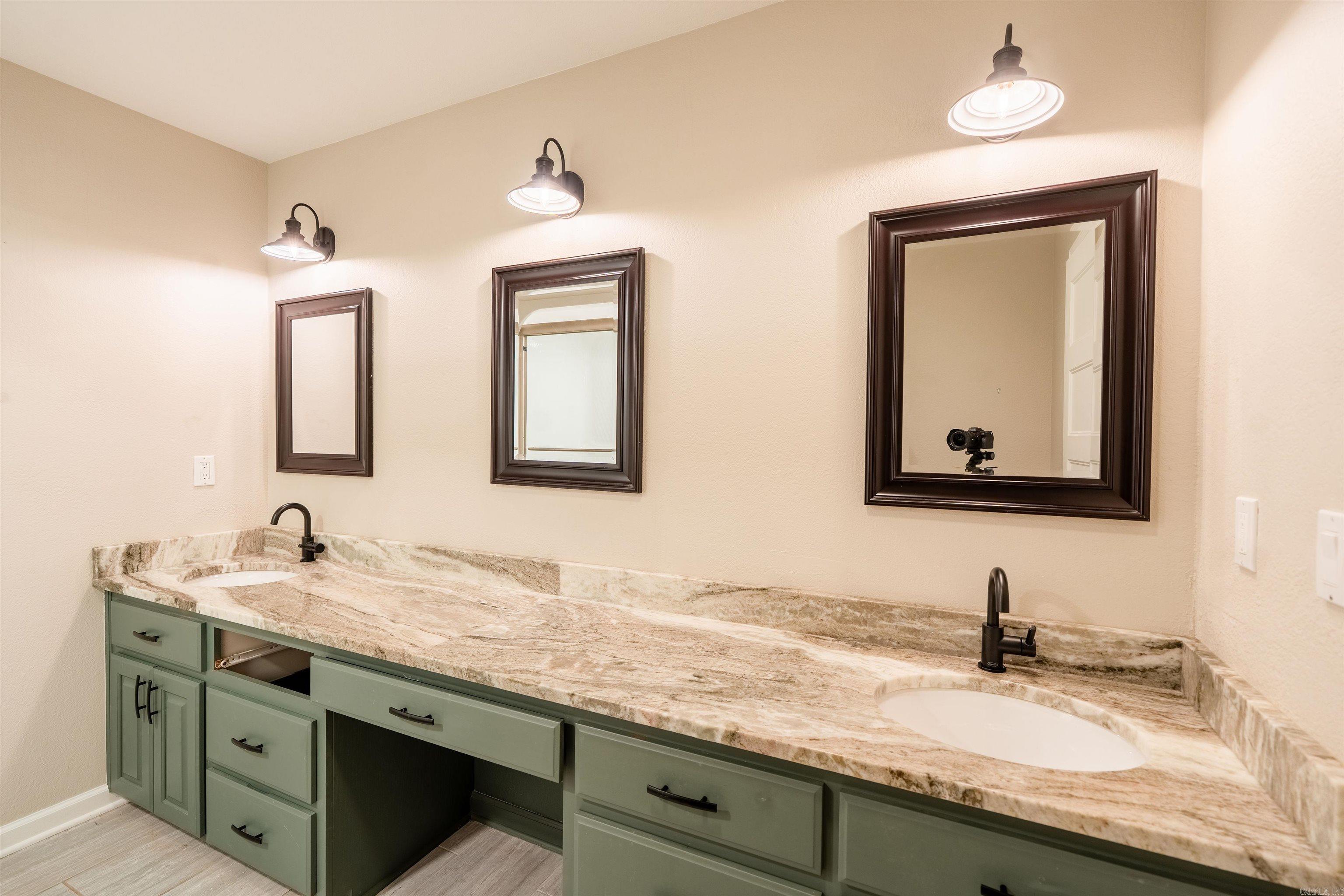 400 E Plantation  Heber Springs, AR