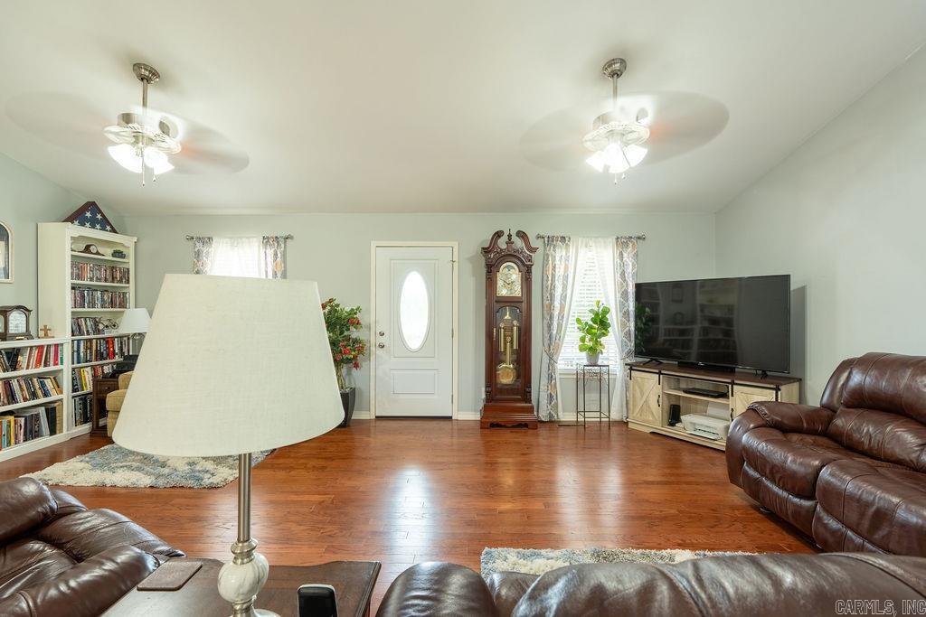 1244 N Scenic  Heber Springs, AR