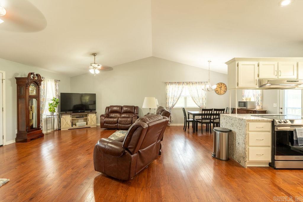 1244 N Scenic  Heber Springs, AR