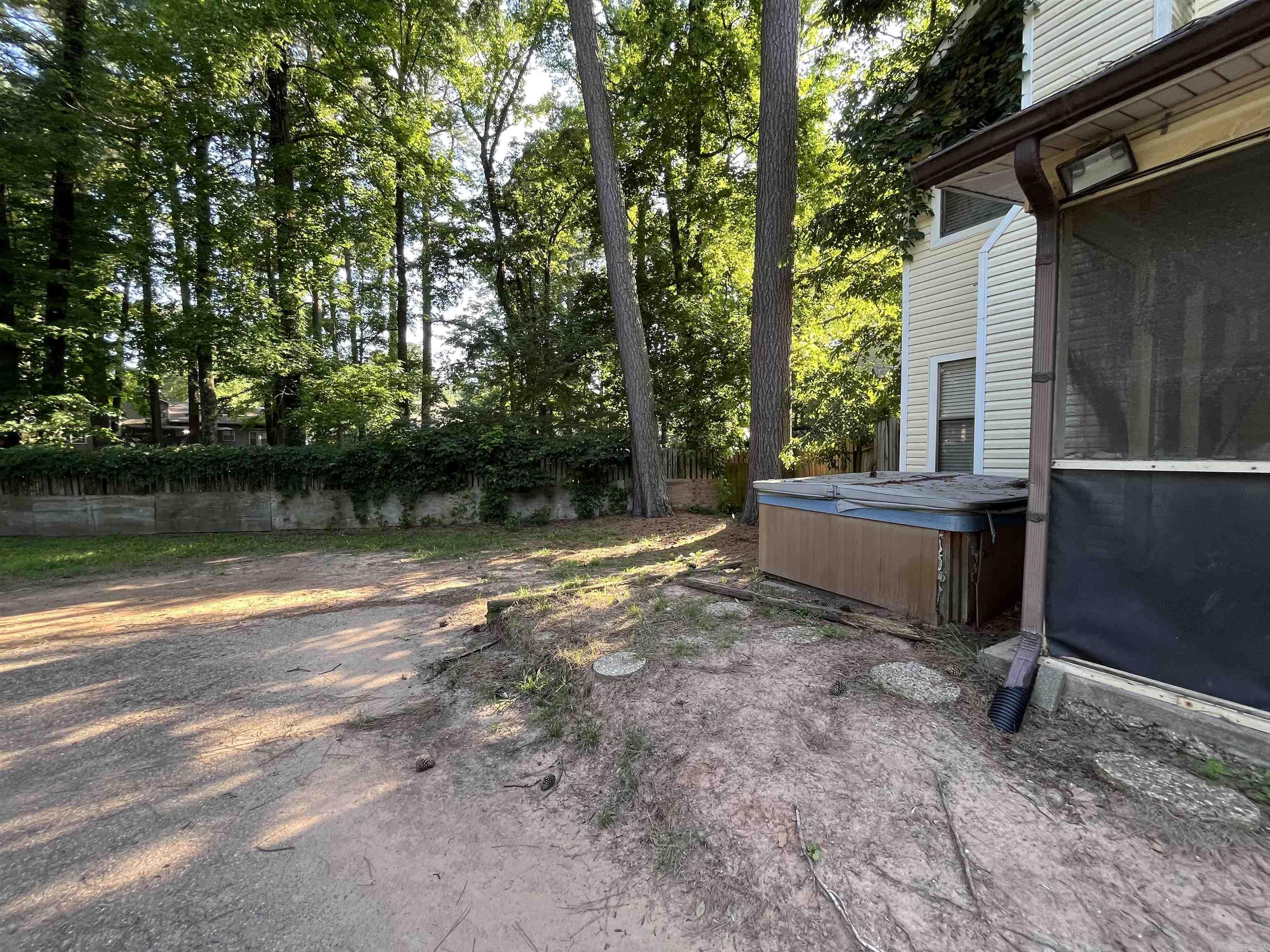 13  Suwannee  Maumelle, AR