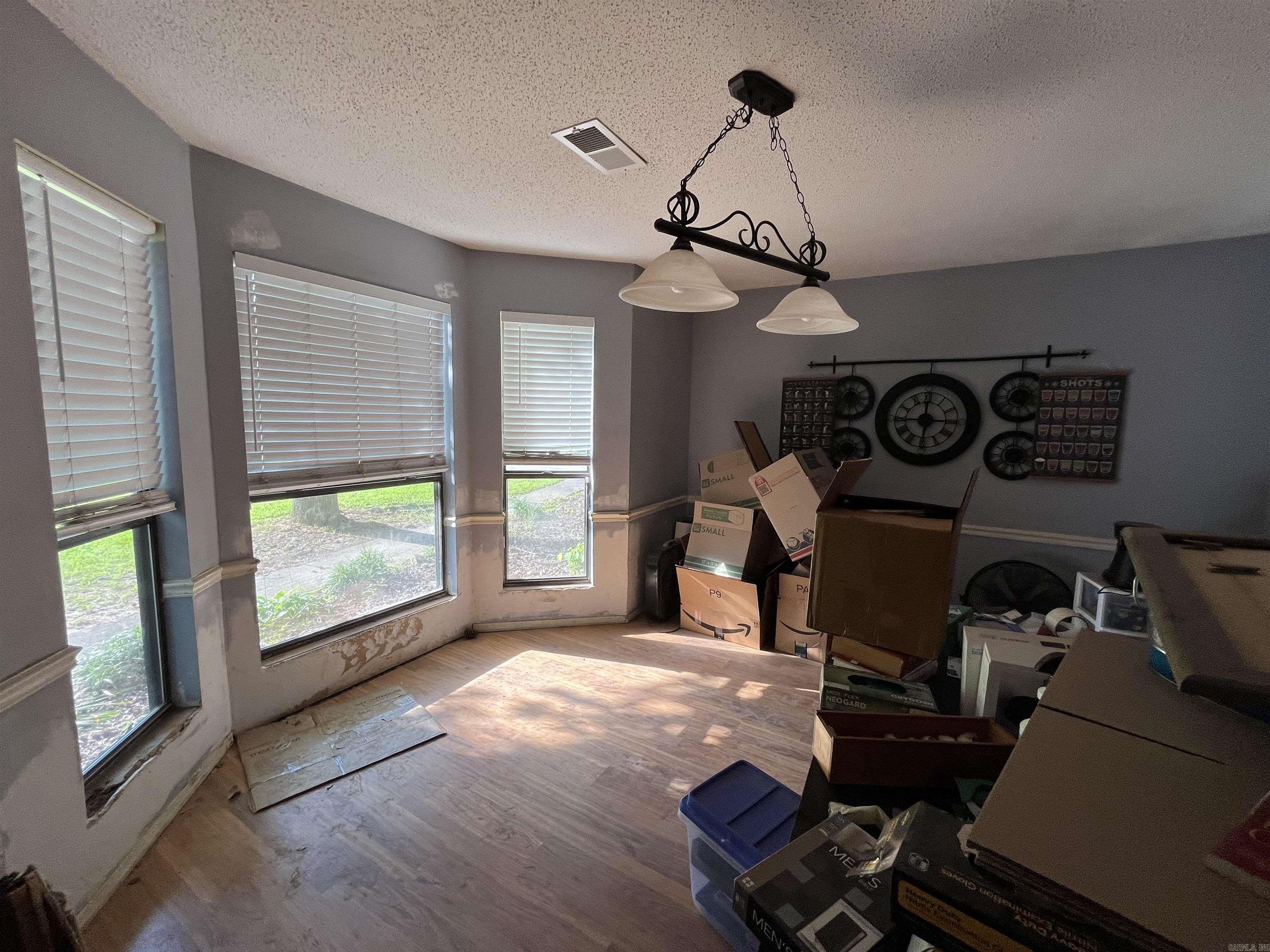 13  Suwannee  Maumelle, AR