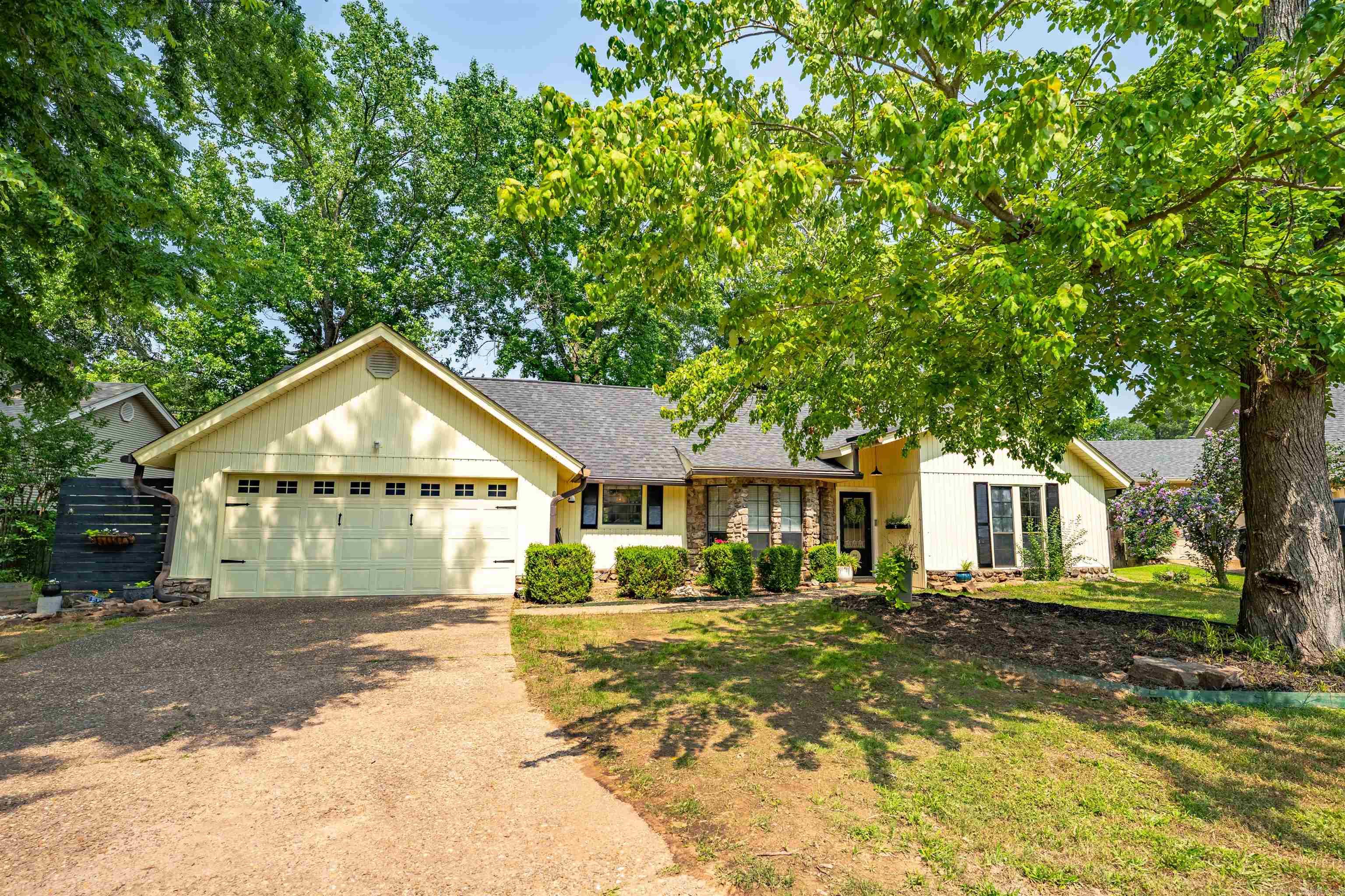 24  Cinderwood  Maumelle, AR
