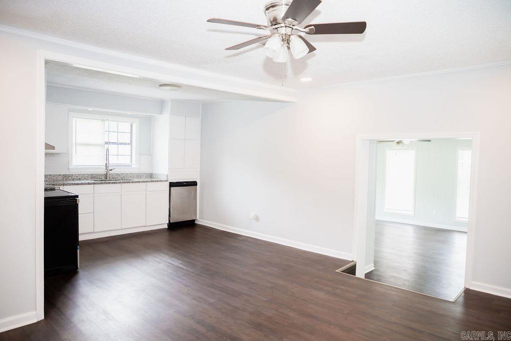 1512  Dixon  Pine Bluff, AR