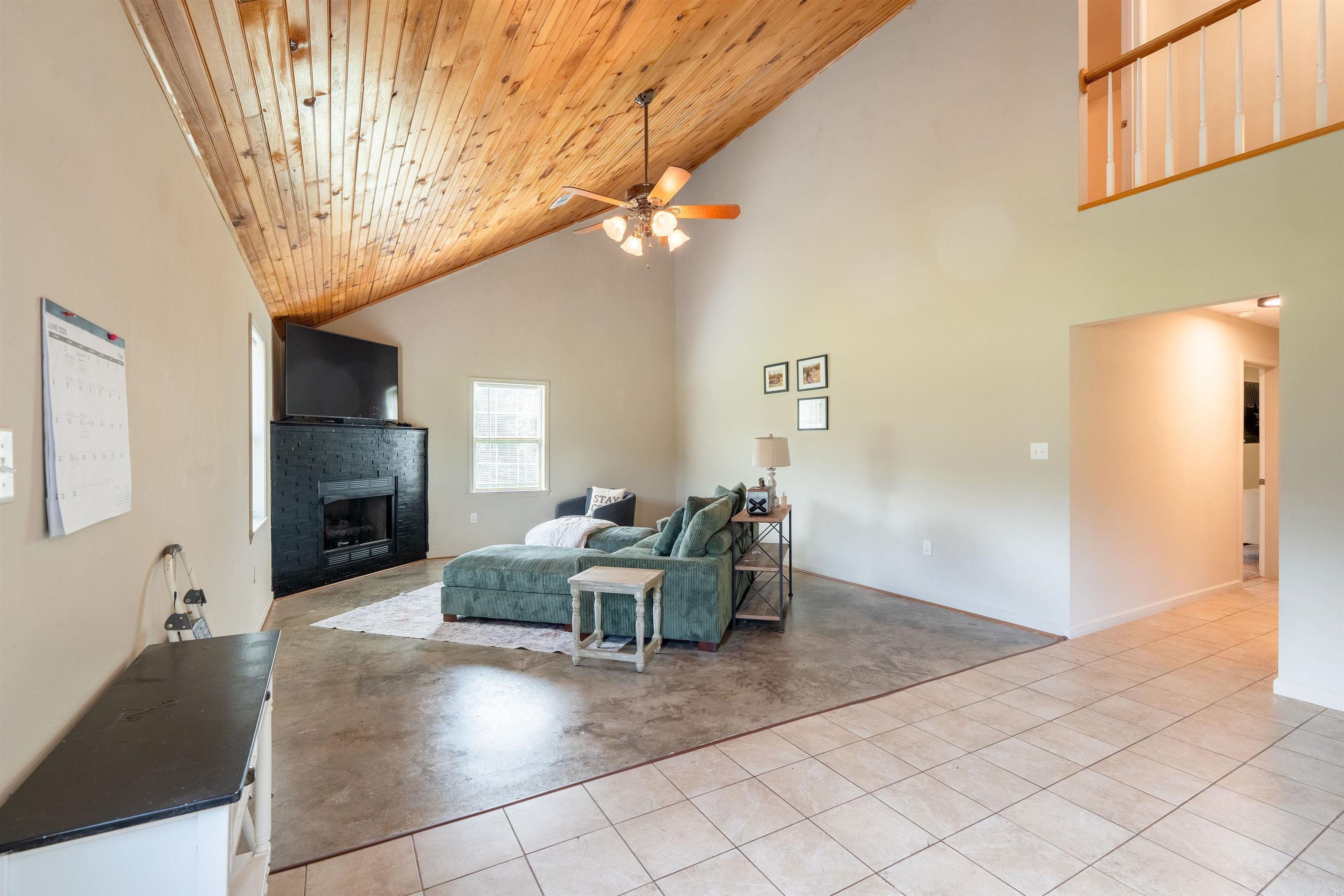 120  Landing  Pangburn, AR