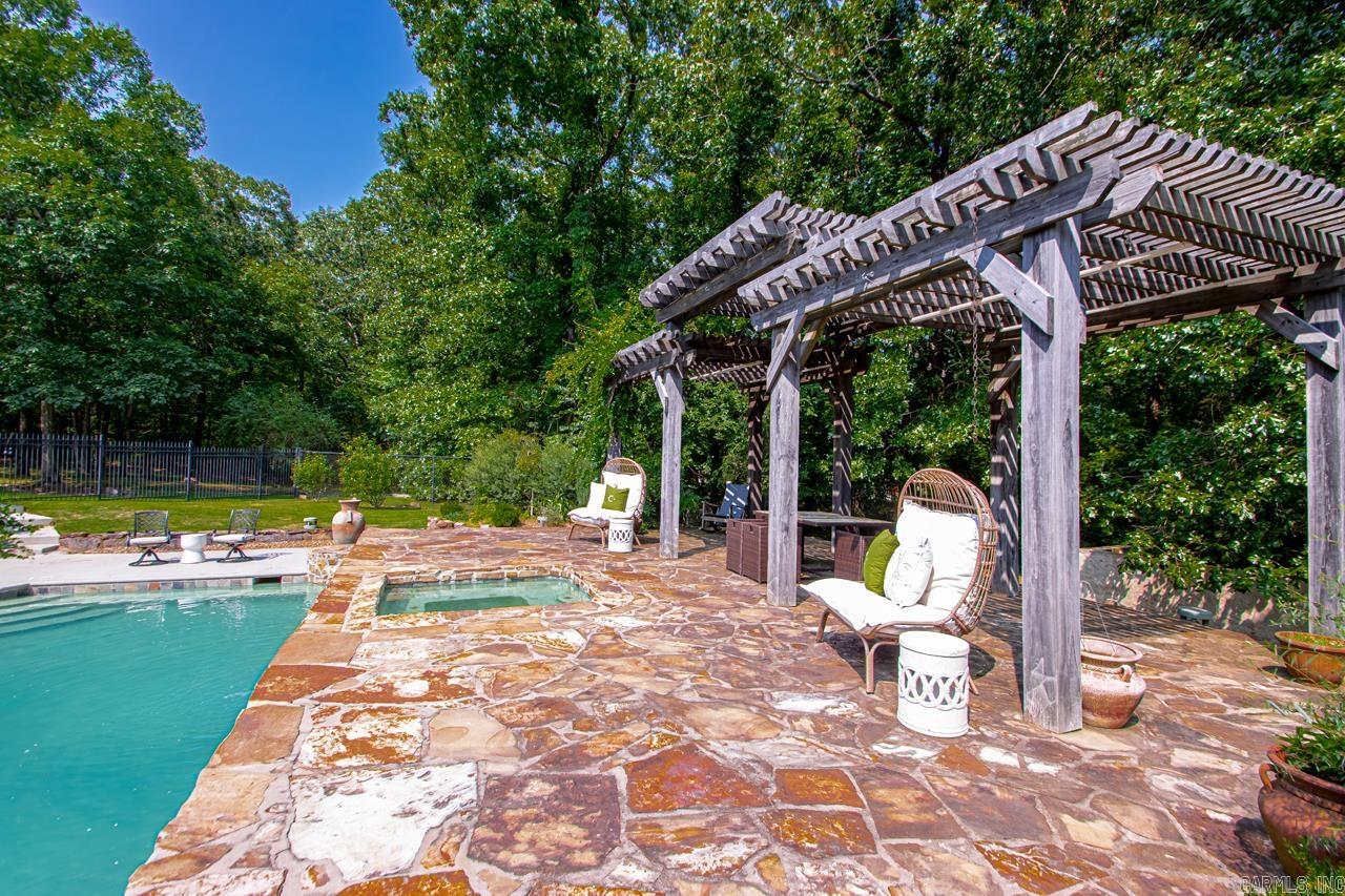 45  River Estates Cove  Little Rock, AR