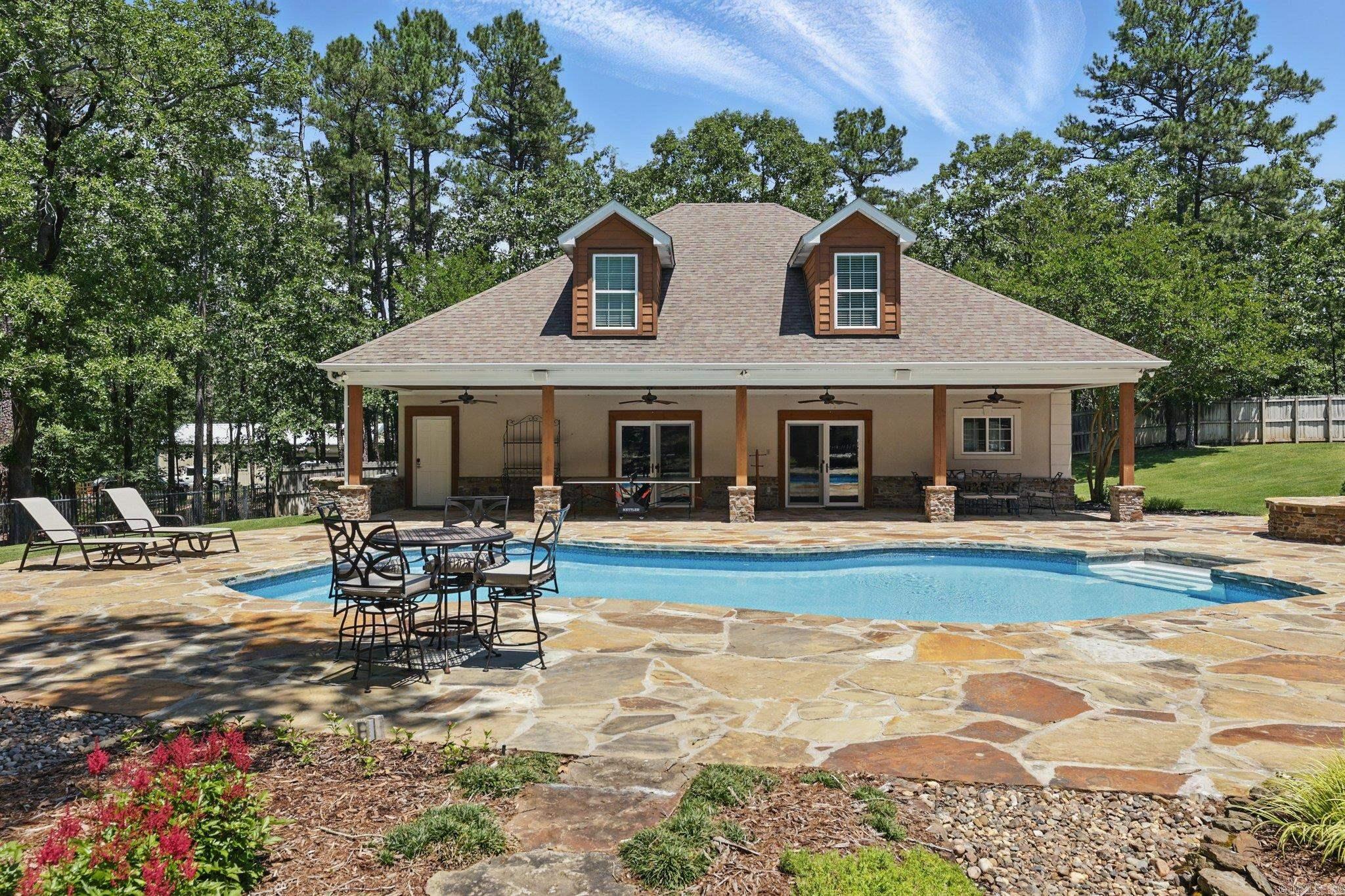 13200  Bart Moreland  Roland, AR