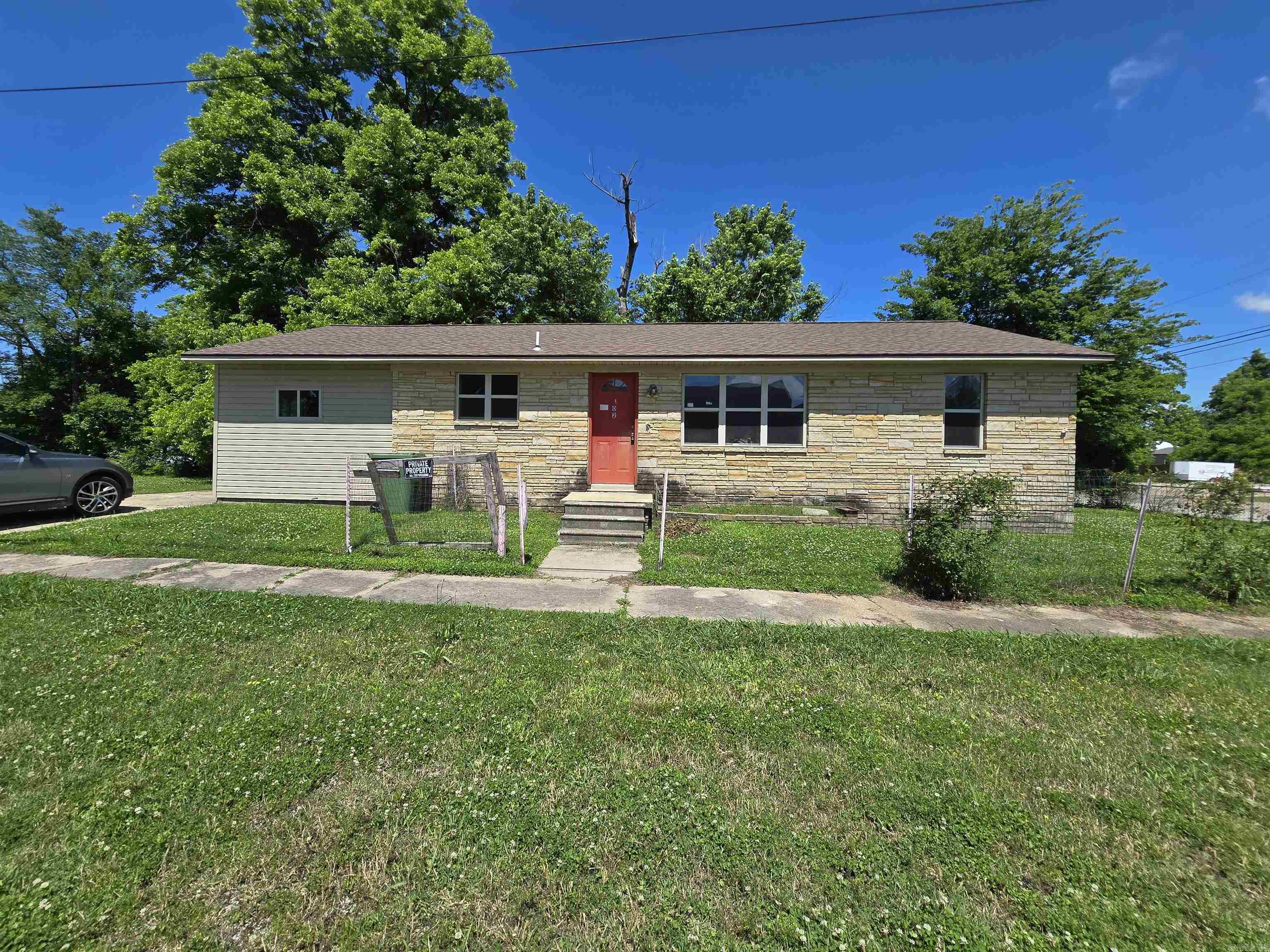302 SW Broad  Hoxie, AR