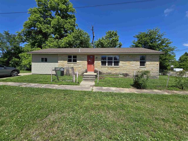 302 SW Broad  Hoxie, AR