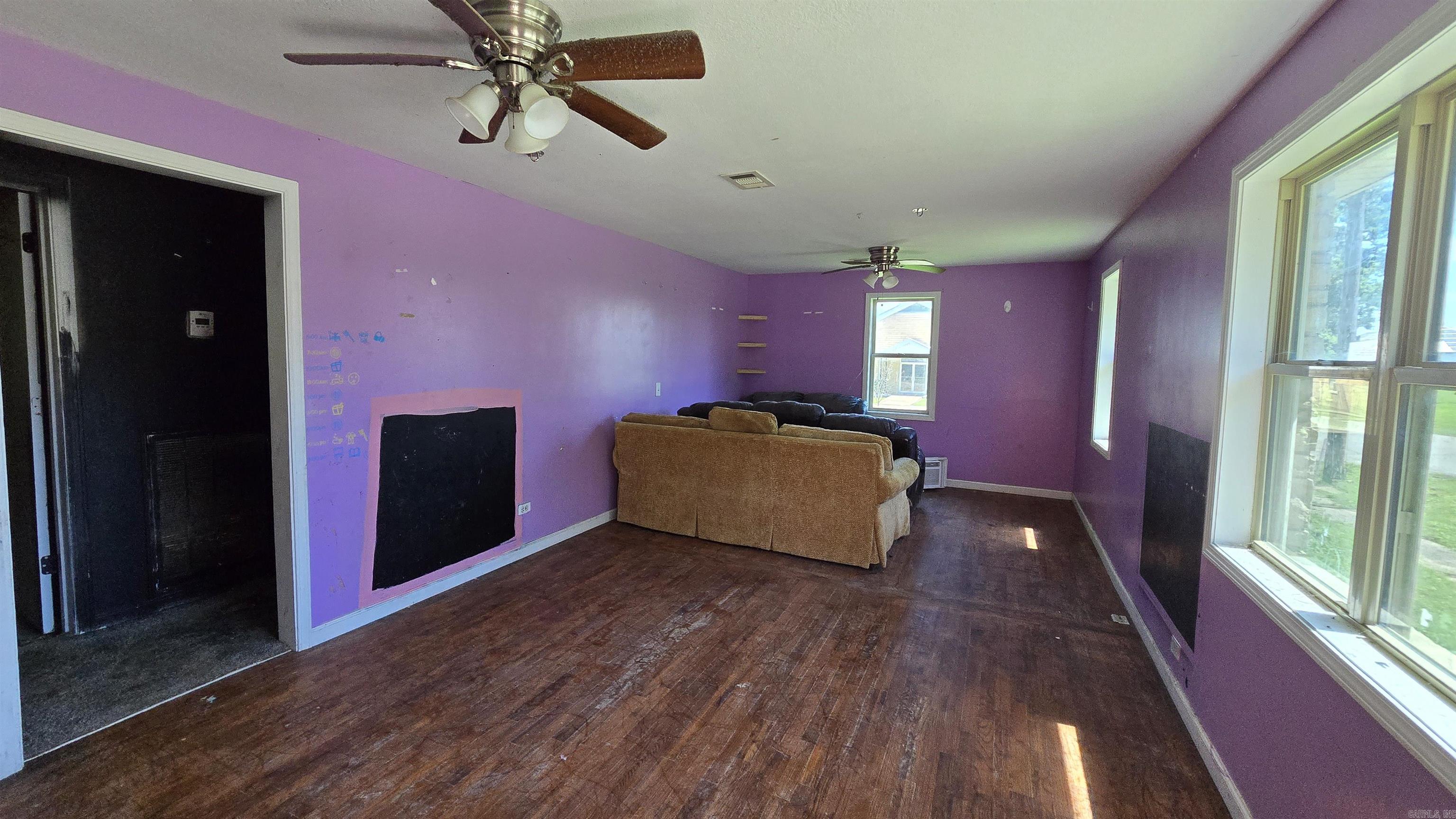 302 SW Broad  Hoxie, AR