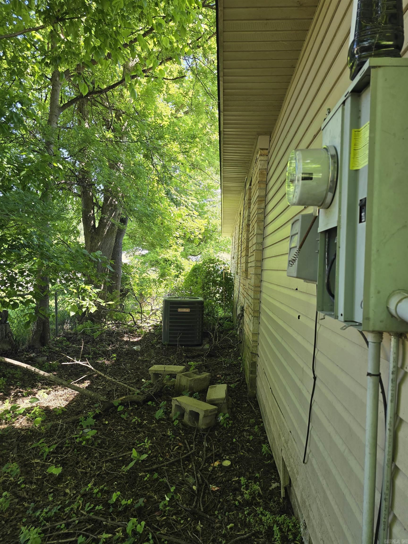 302 SW Broad  Hoxie, AR
