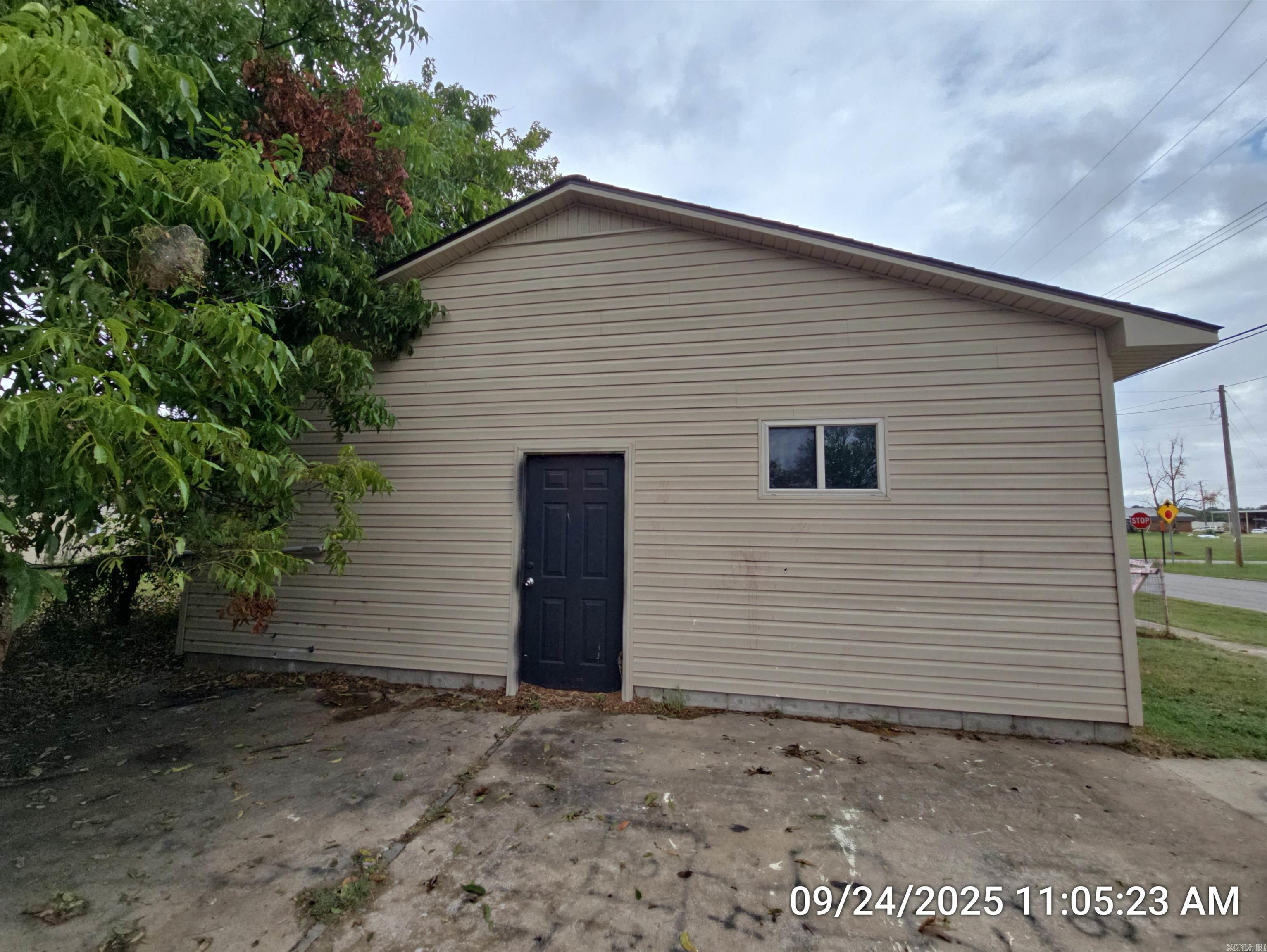 302 SW Broad  Hoxie, AR