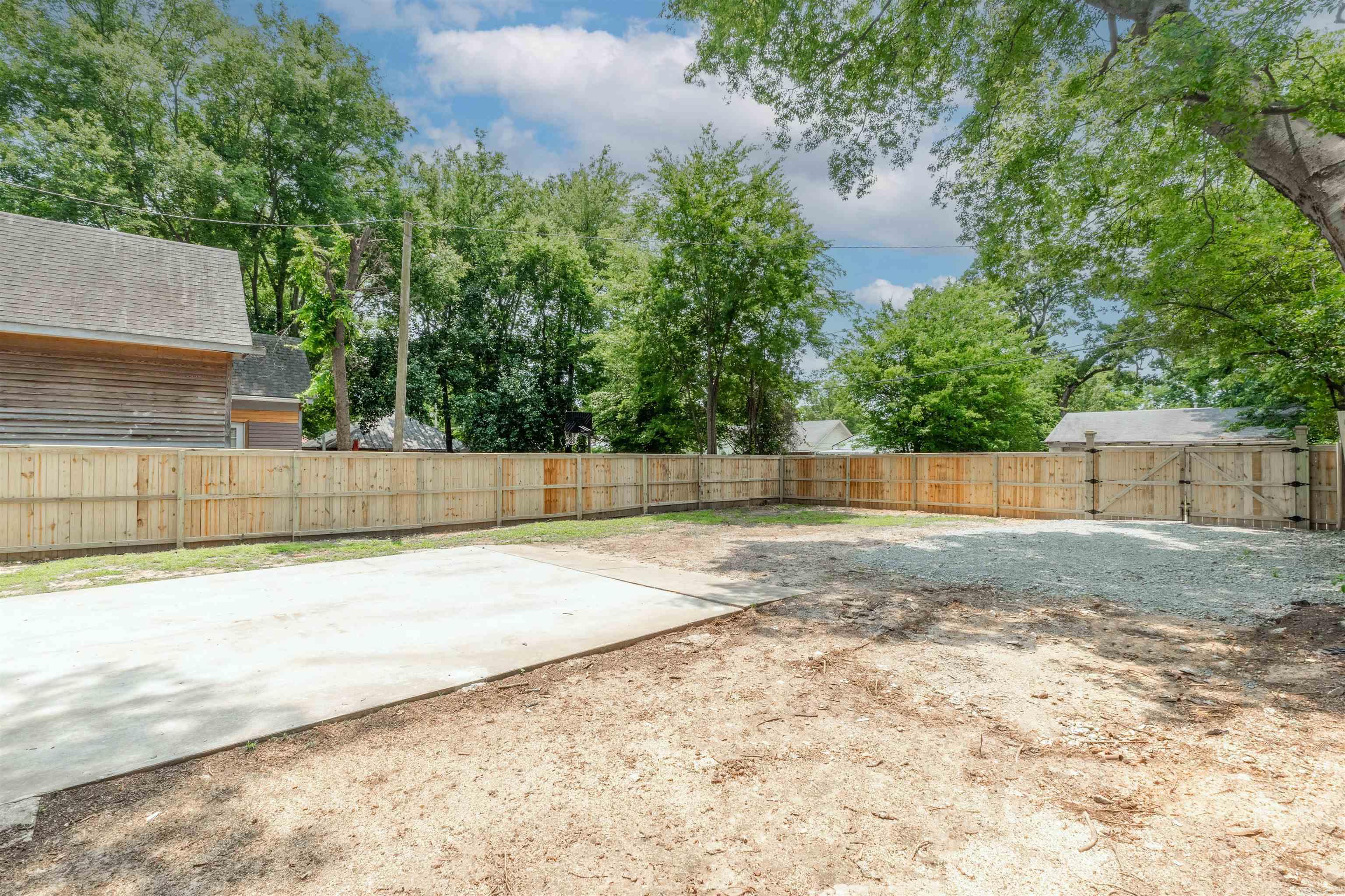 1908 S Gaines  Little Rock, AR
