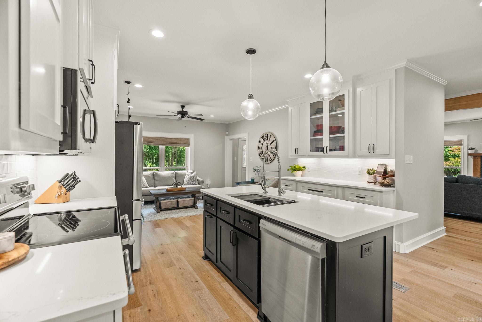2  Riverland  Maumelle, AR