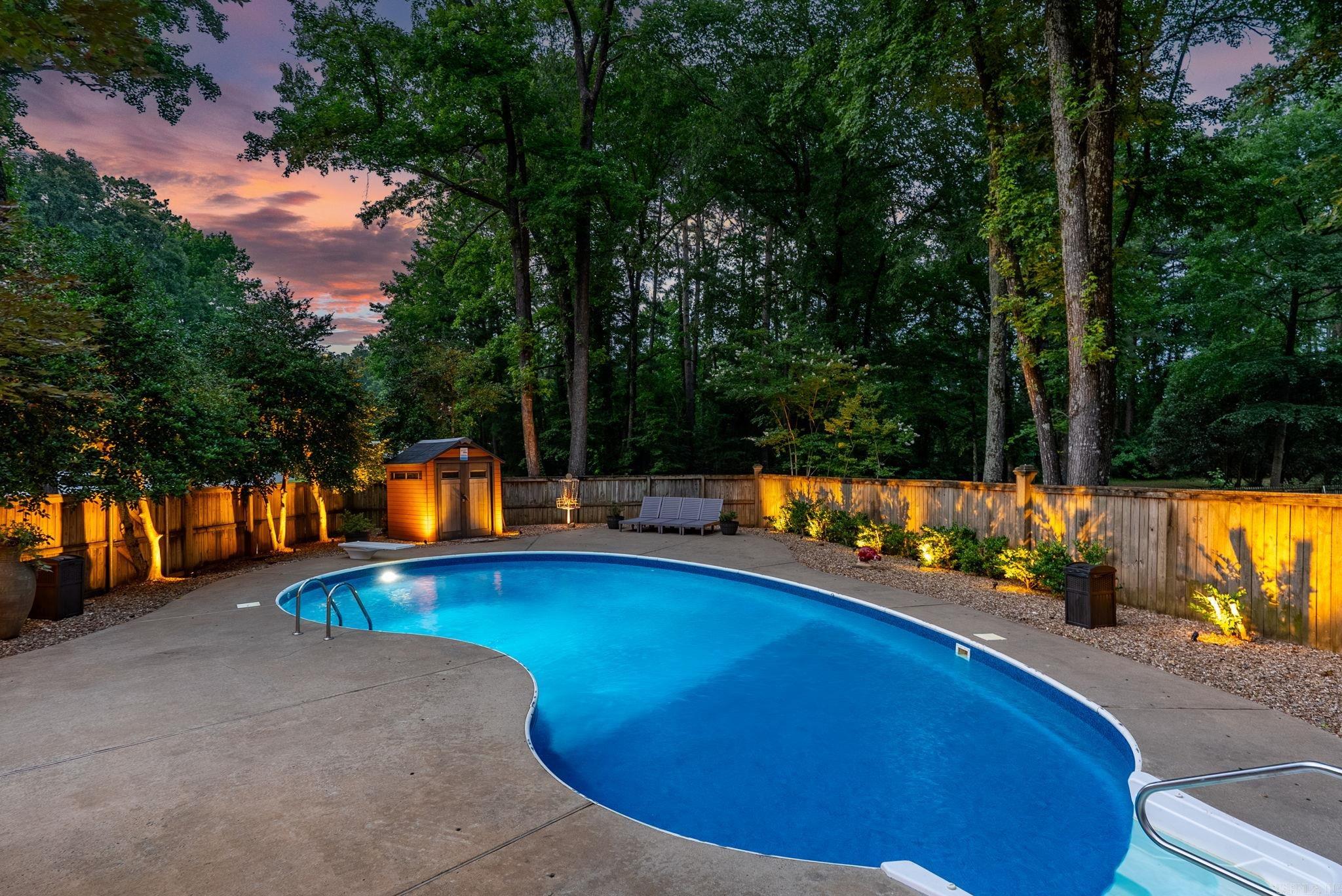2 Riverland Drive Maumelle, AR 72113