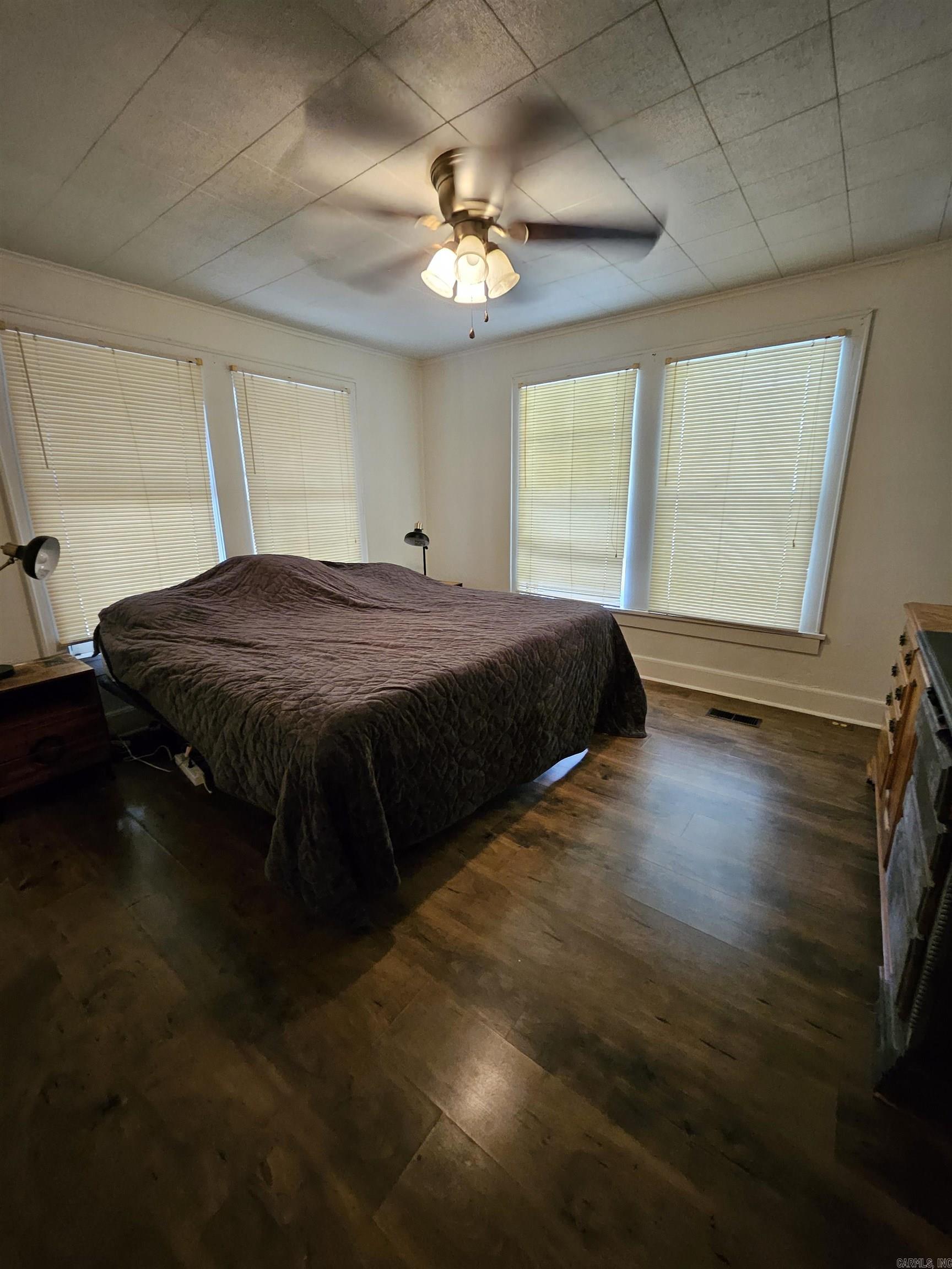1421 W 25th  North Little Rock, AR