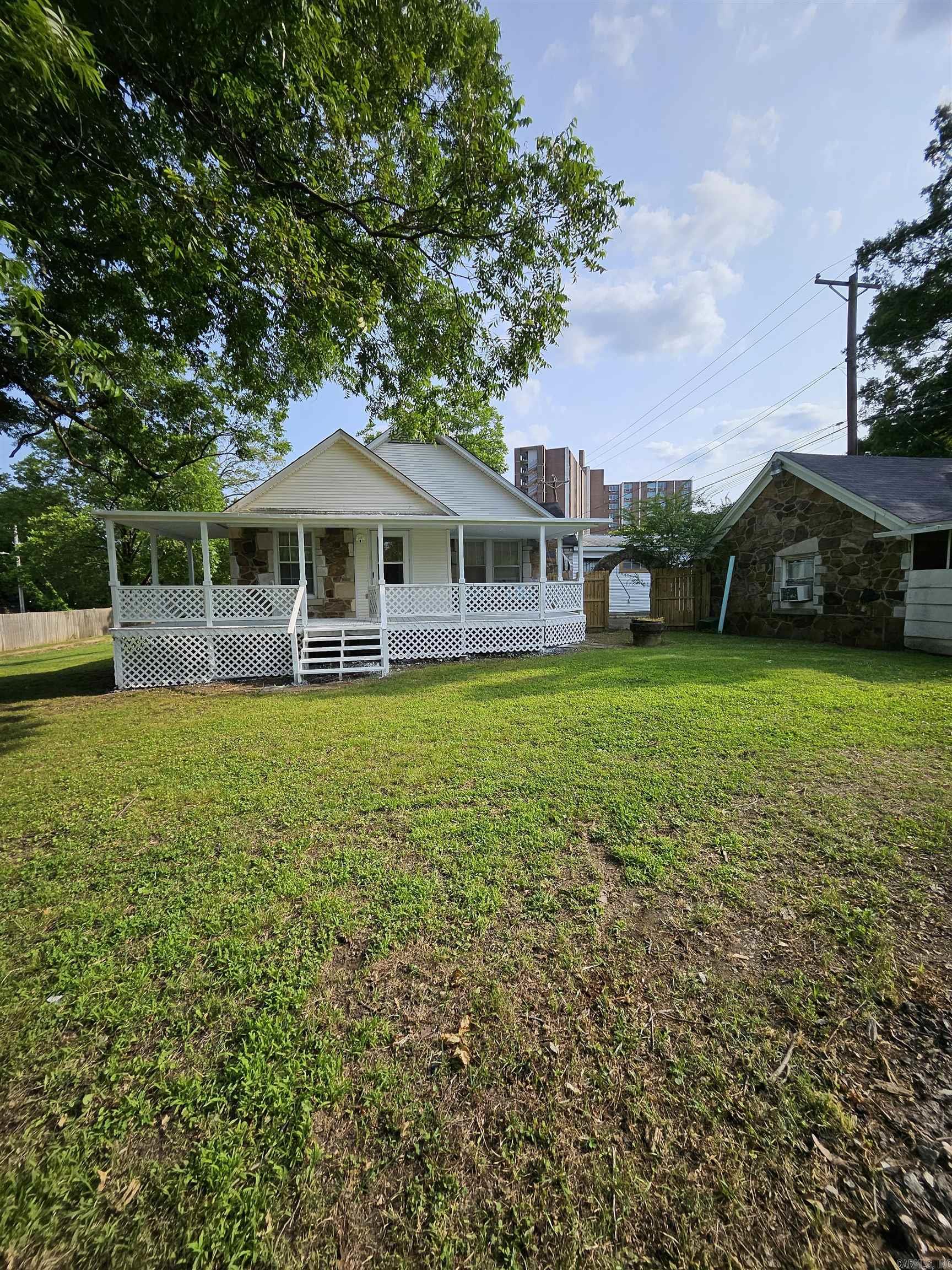 1421 W 25th  North Little Rock, AR