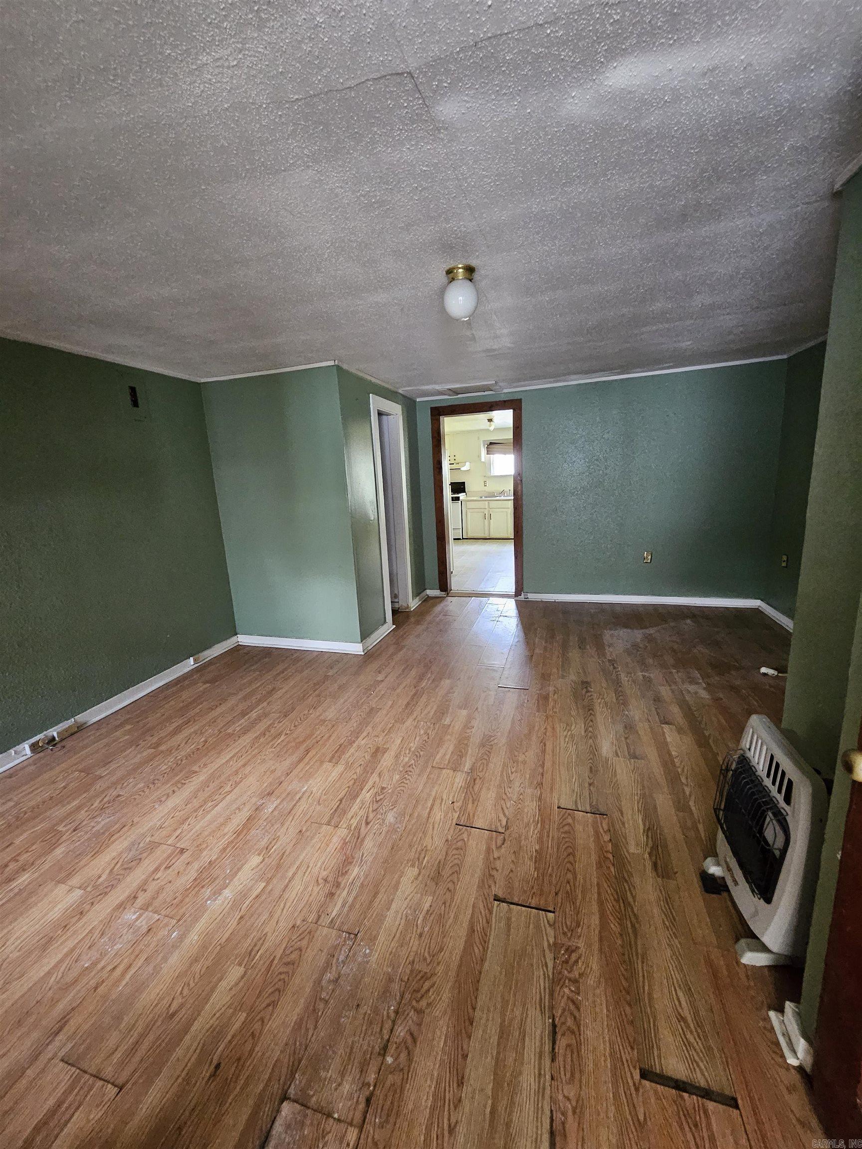 1421 W 25th  North Little Rock, AR