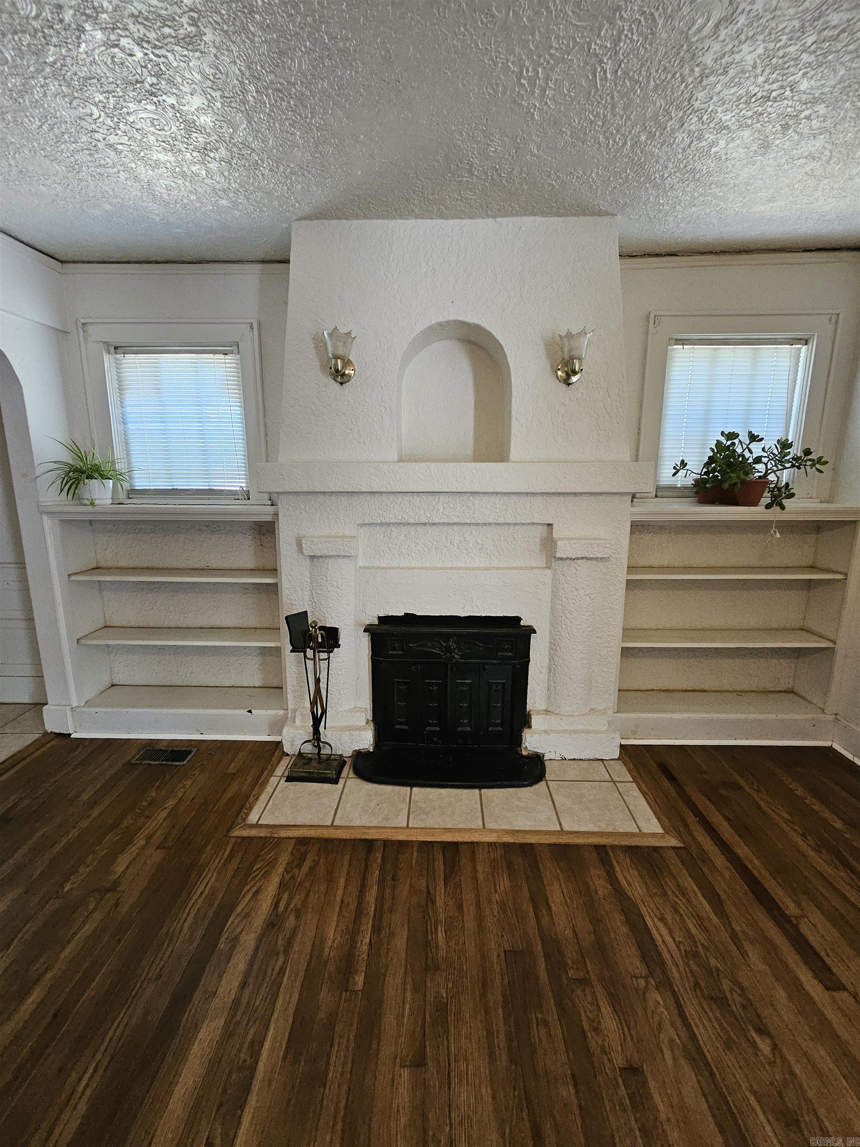 1421 W 25th Street North Little Rock, AR 72114