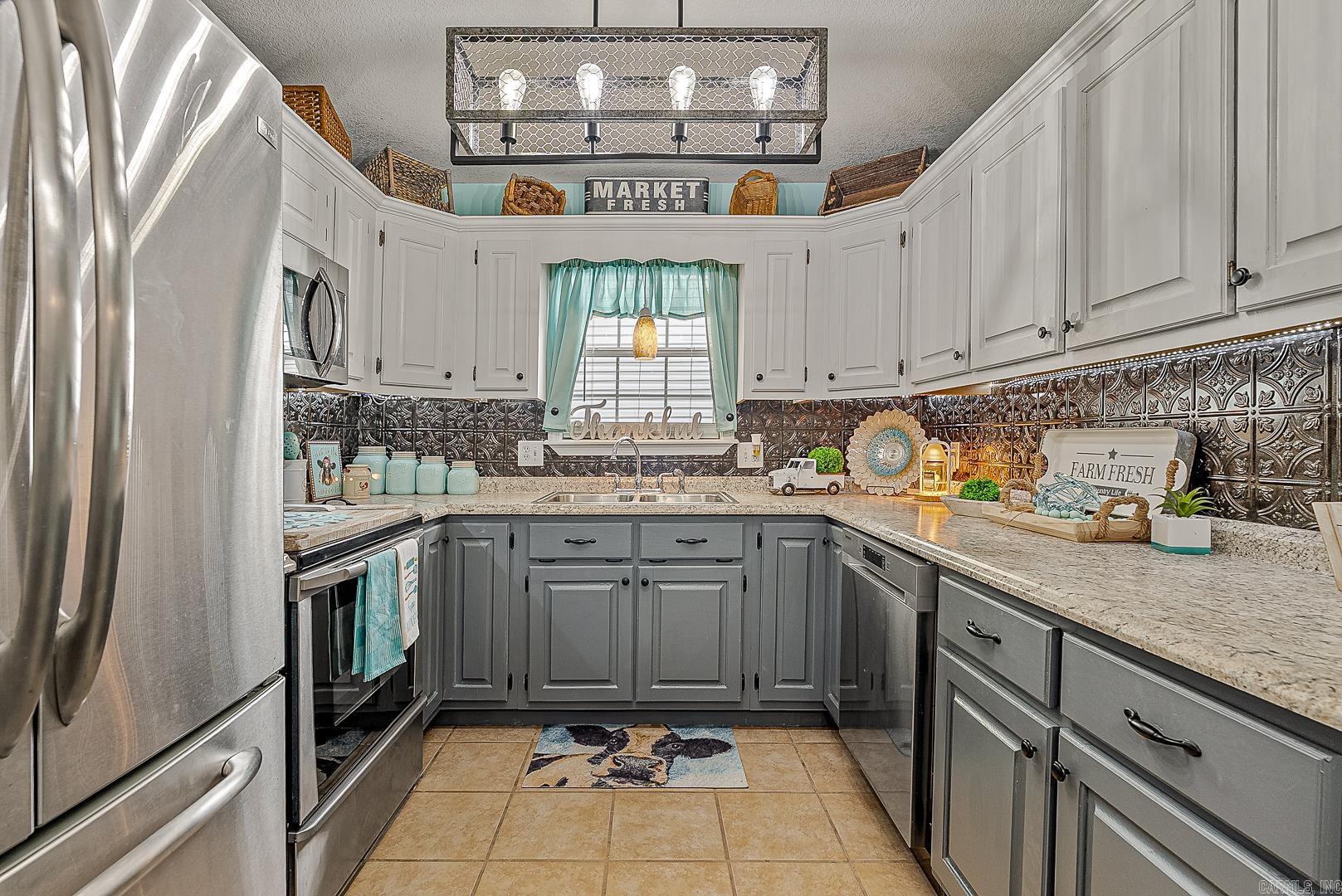 2708 N 5th St  Paragould, AR