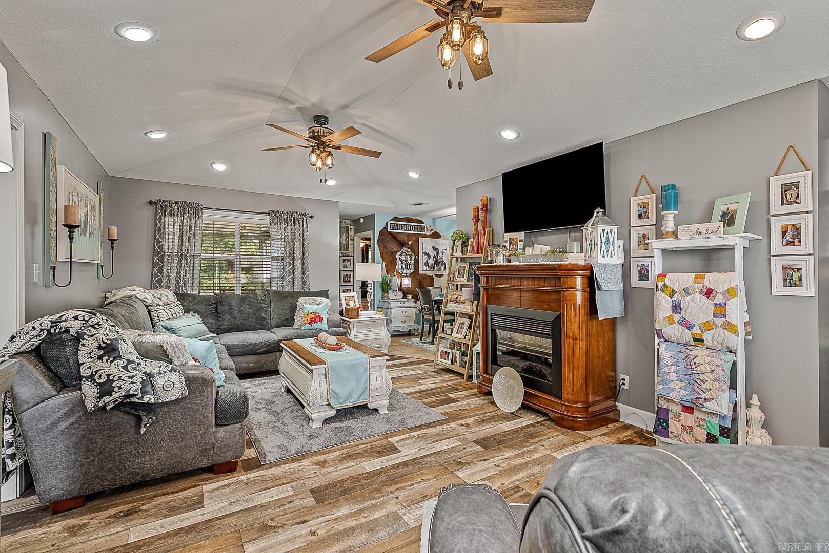 2708 N 5th St  Paragould, AR