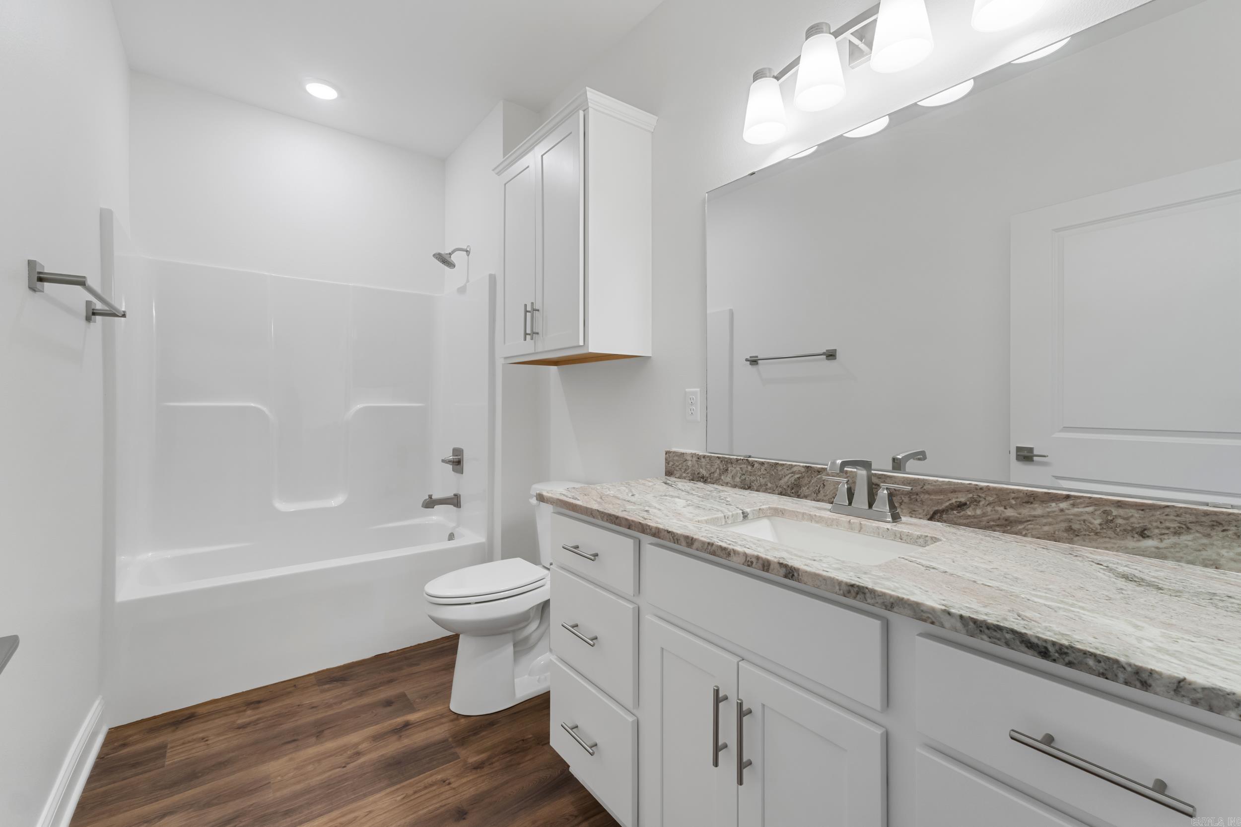 336 Turnberry Court  Mountain Home, AR