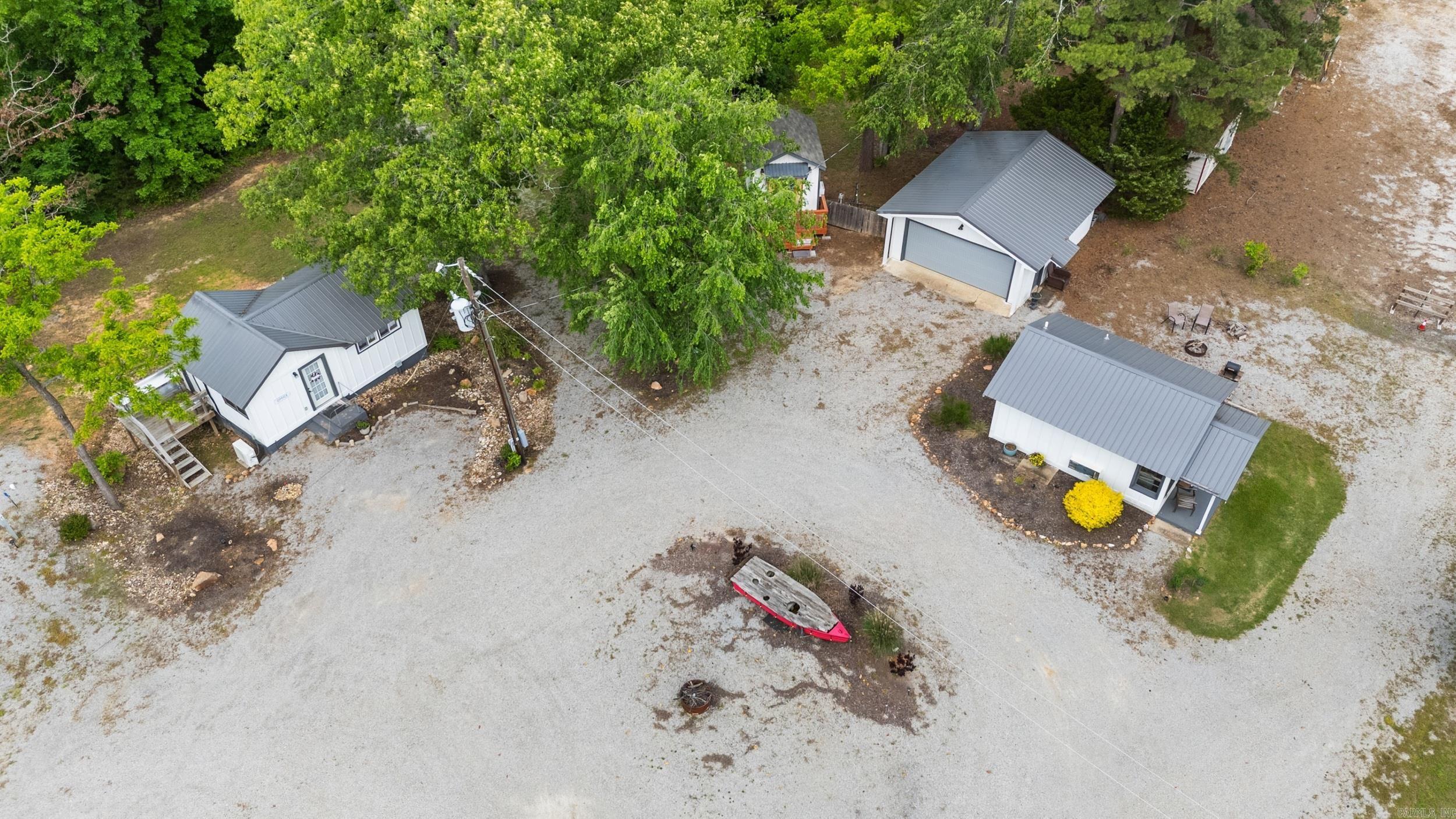 10897 S Highway 5  Salesville, AR