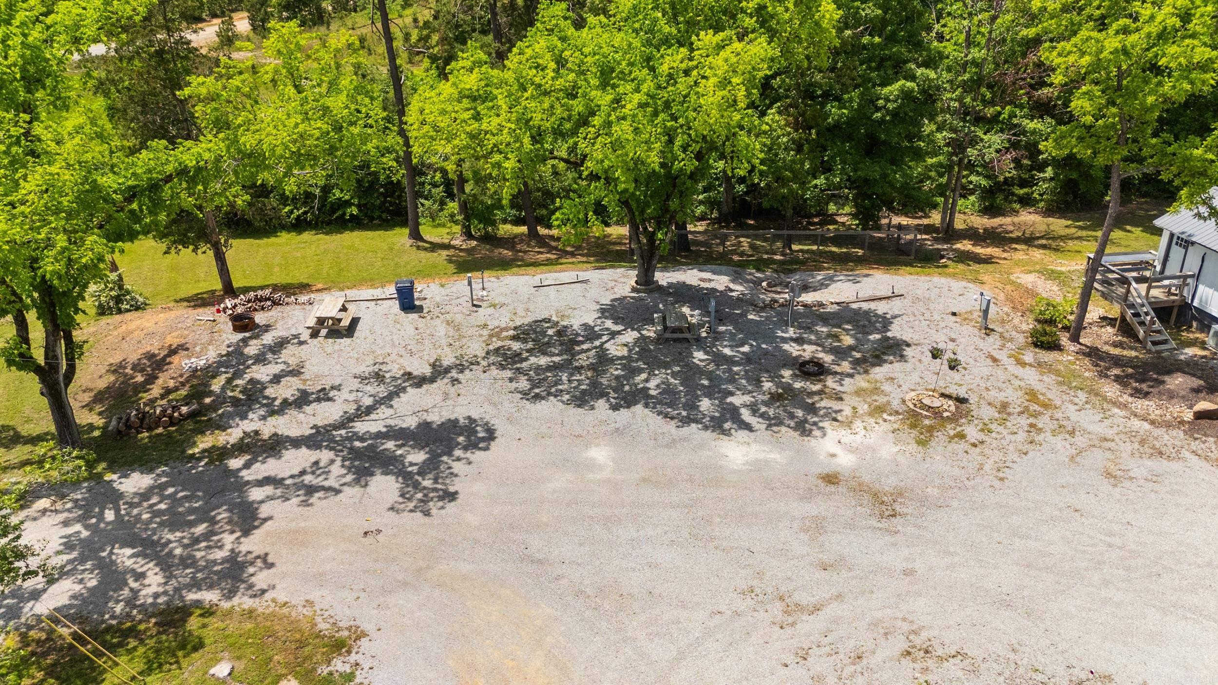 10897 S Highway 5  Salesville, AR