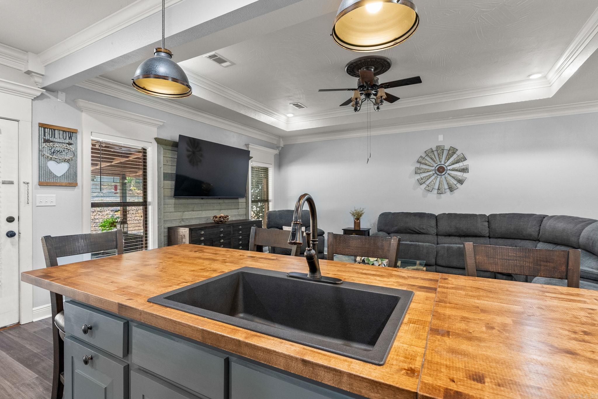 140 E Cadron  Greenbrier, AR