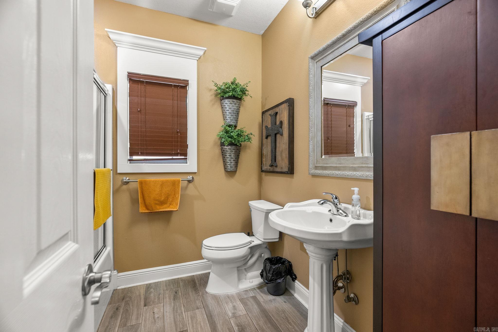 140 E Cadron  Greenbrier, AR