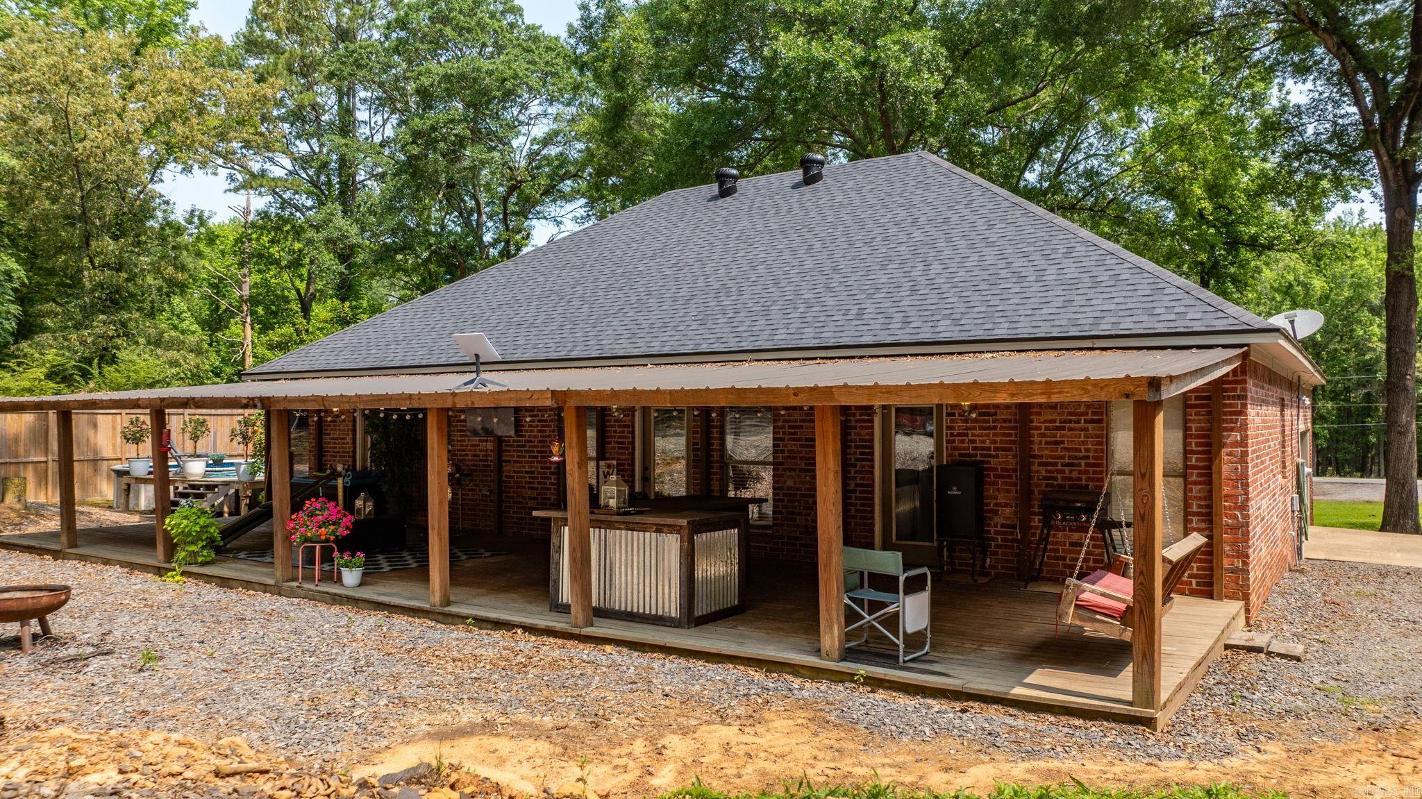 140 E Cadron  Greenbrier, AR