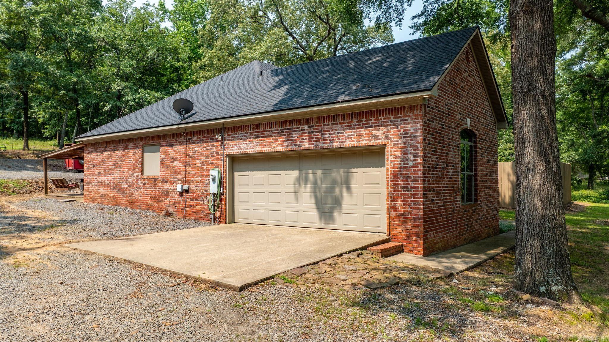 140 E Cadron  Greenbrier, AR