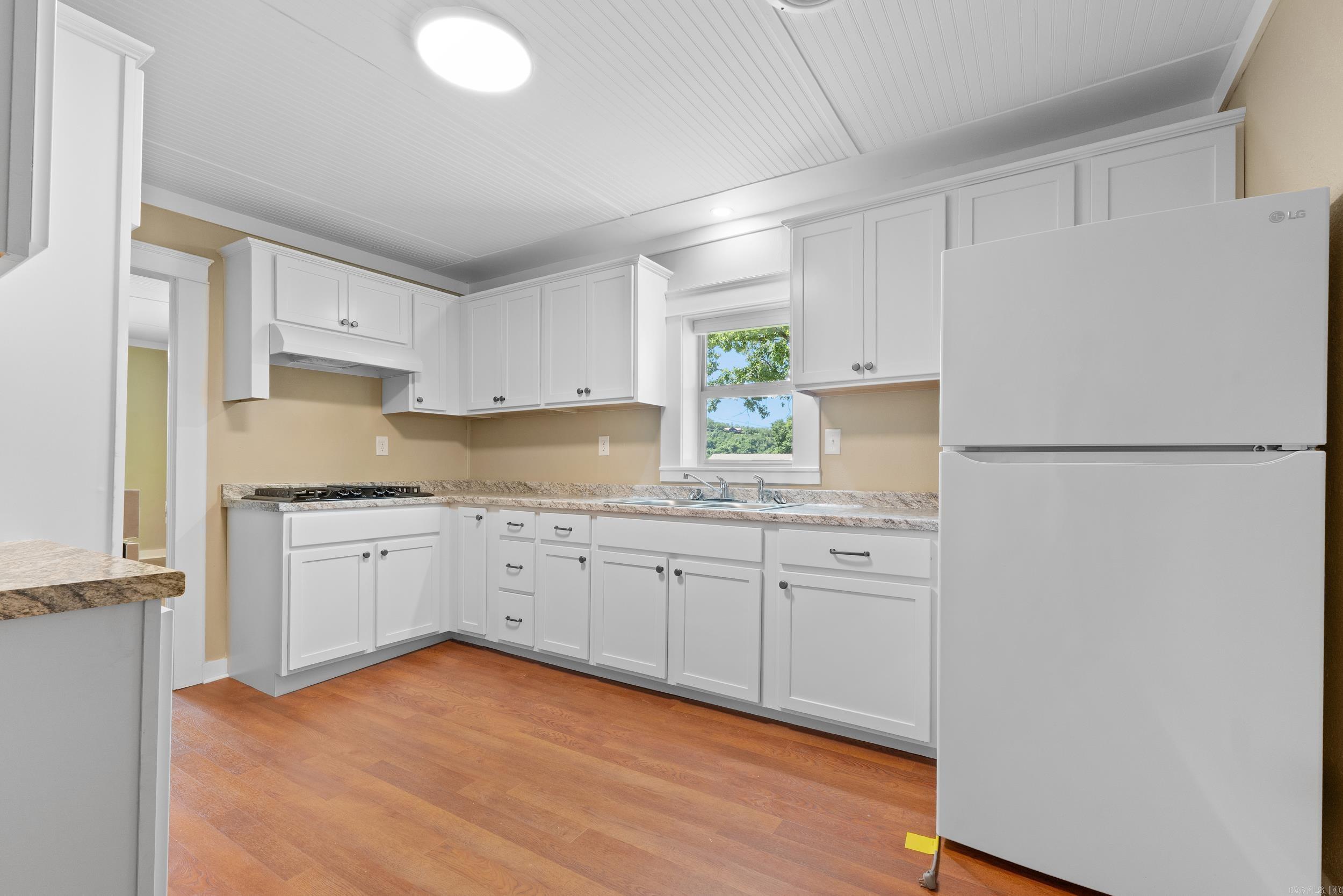 207 Combs Avenue  Cotter, AR