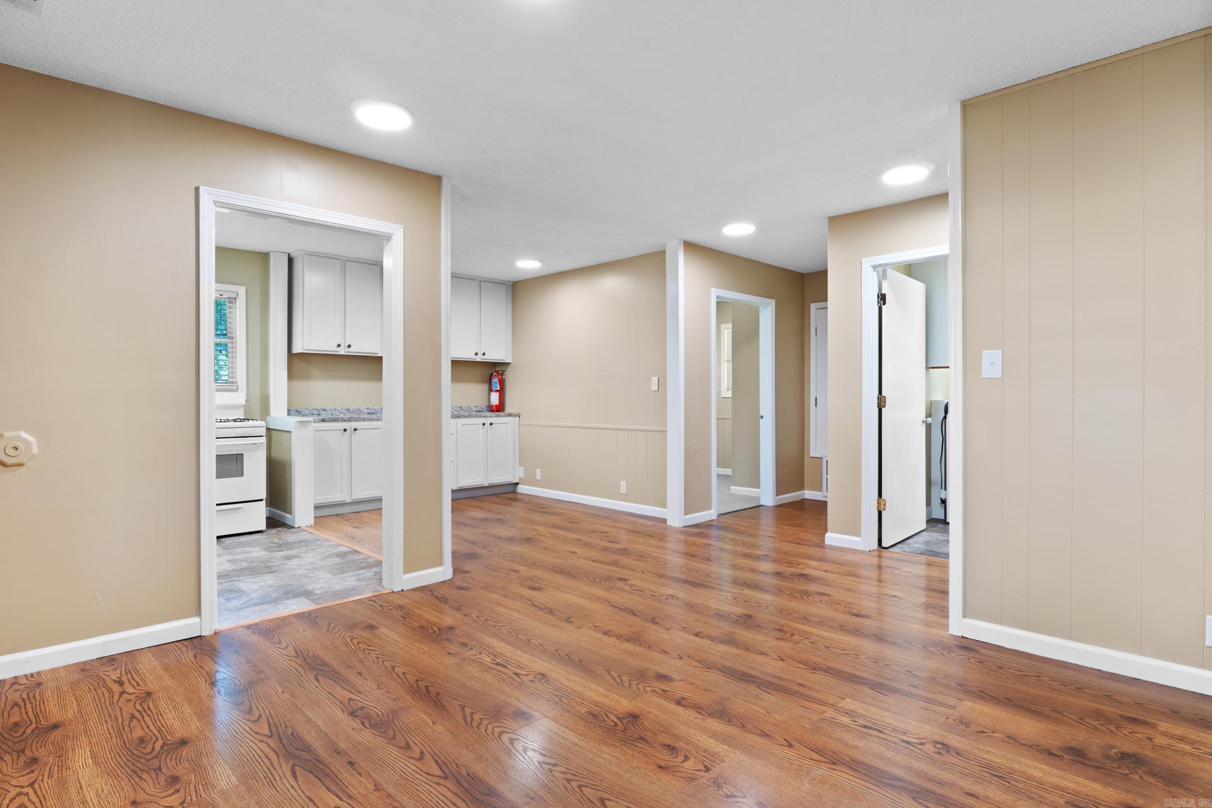 207 Combs Avenue  Cotter, AR