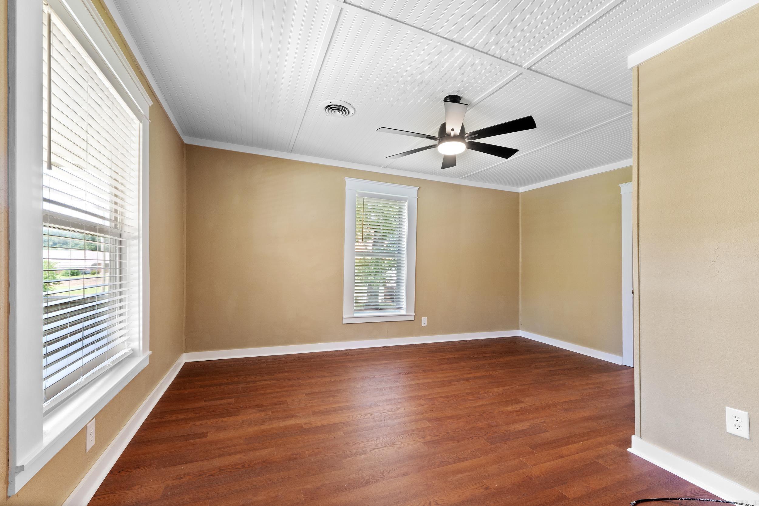 207 Combs Avenue  Cotter, AR