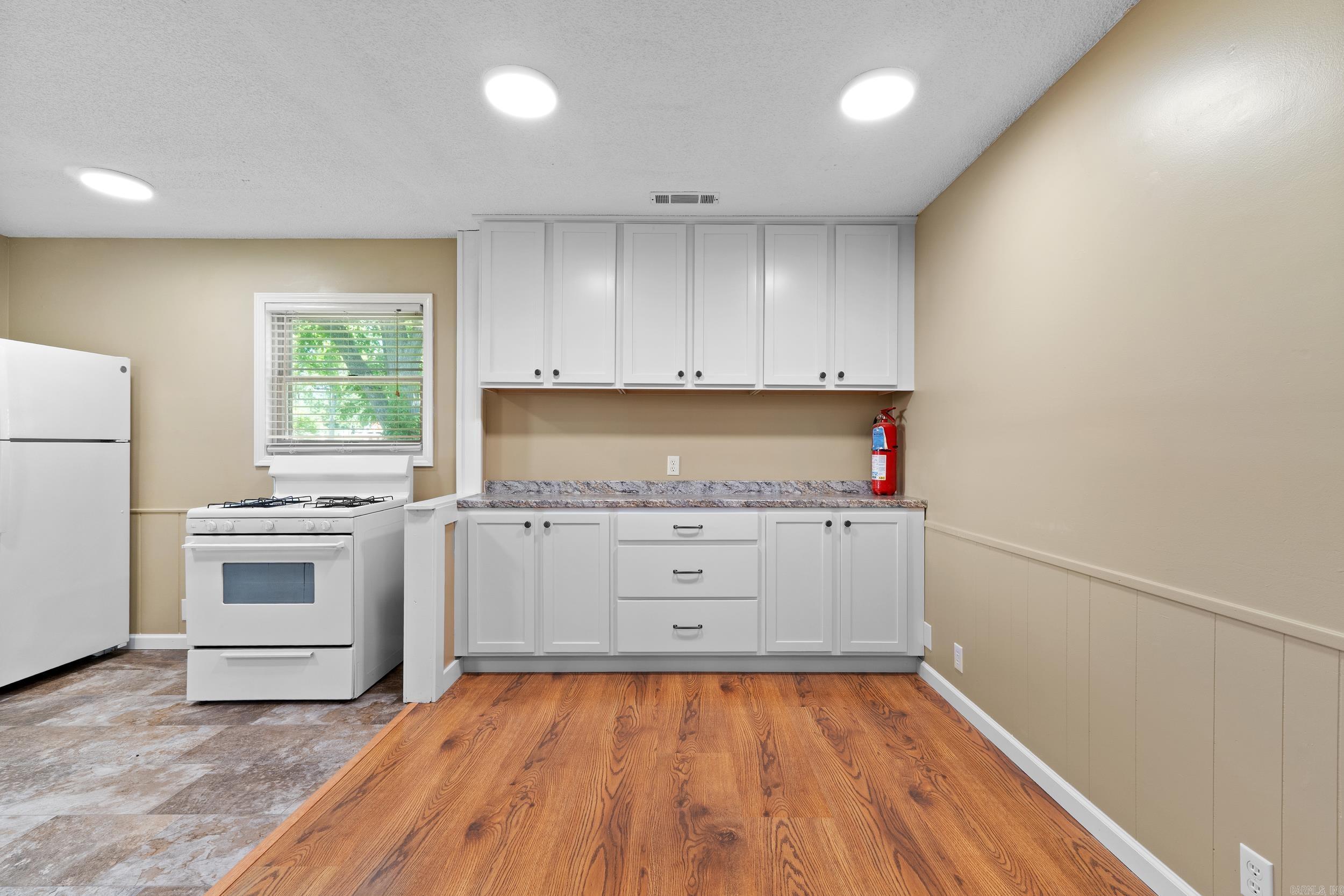 207  Combs Avenue  Cotter, AR