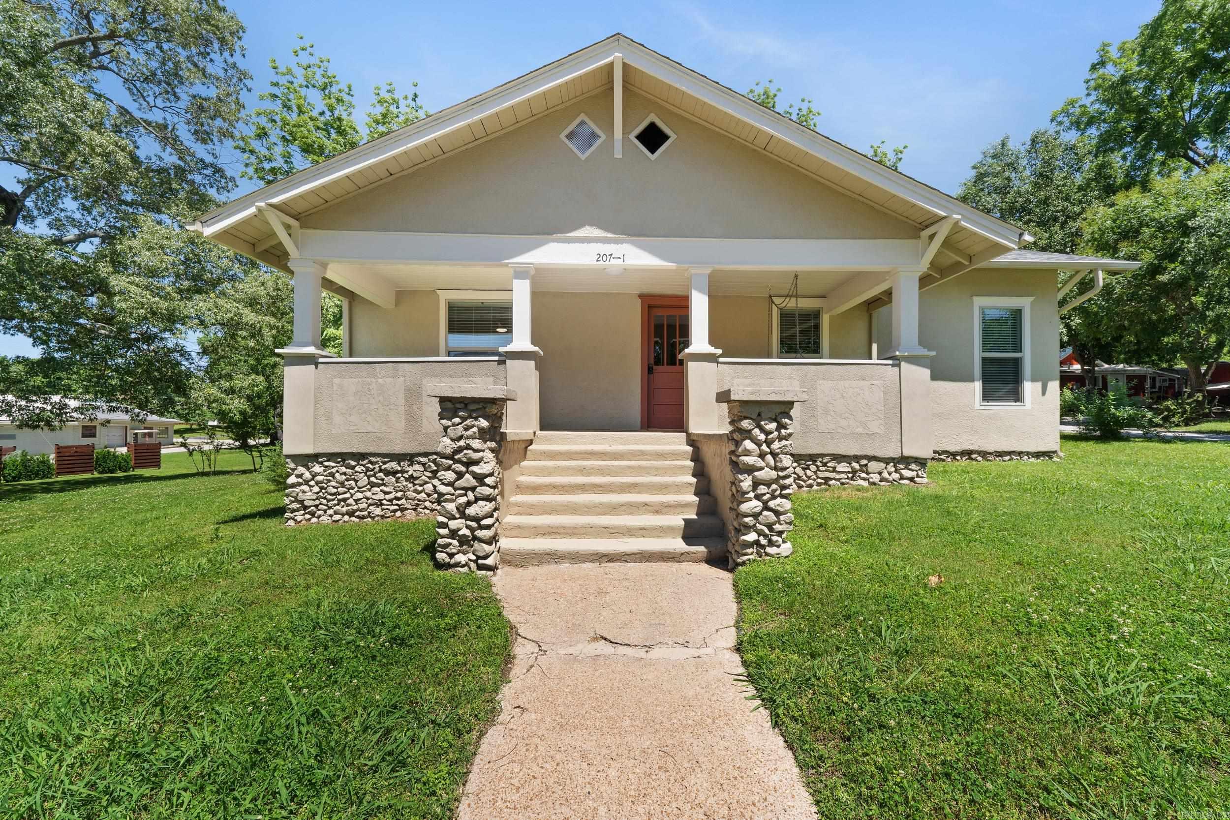 207  Combs Avenue  Cotter, AR