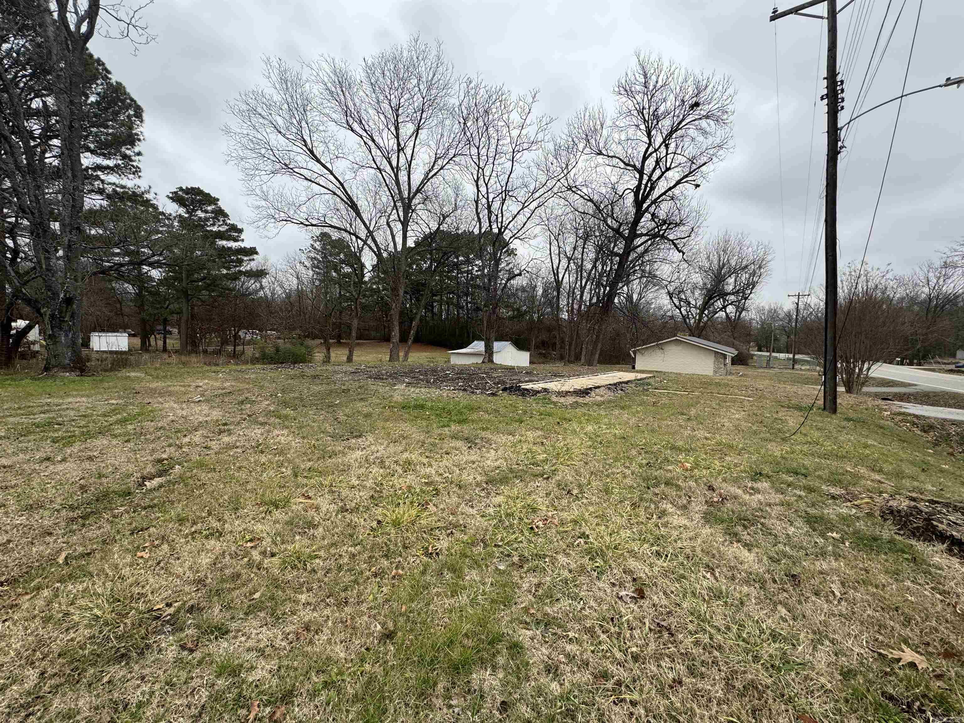 102 NE 3rd St  Bradford, AR