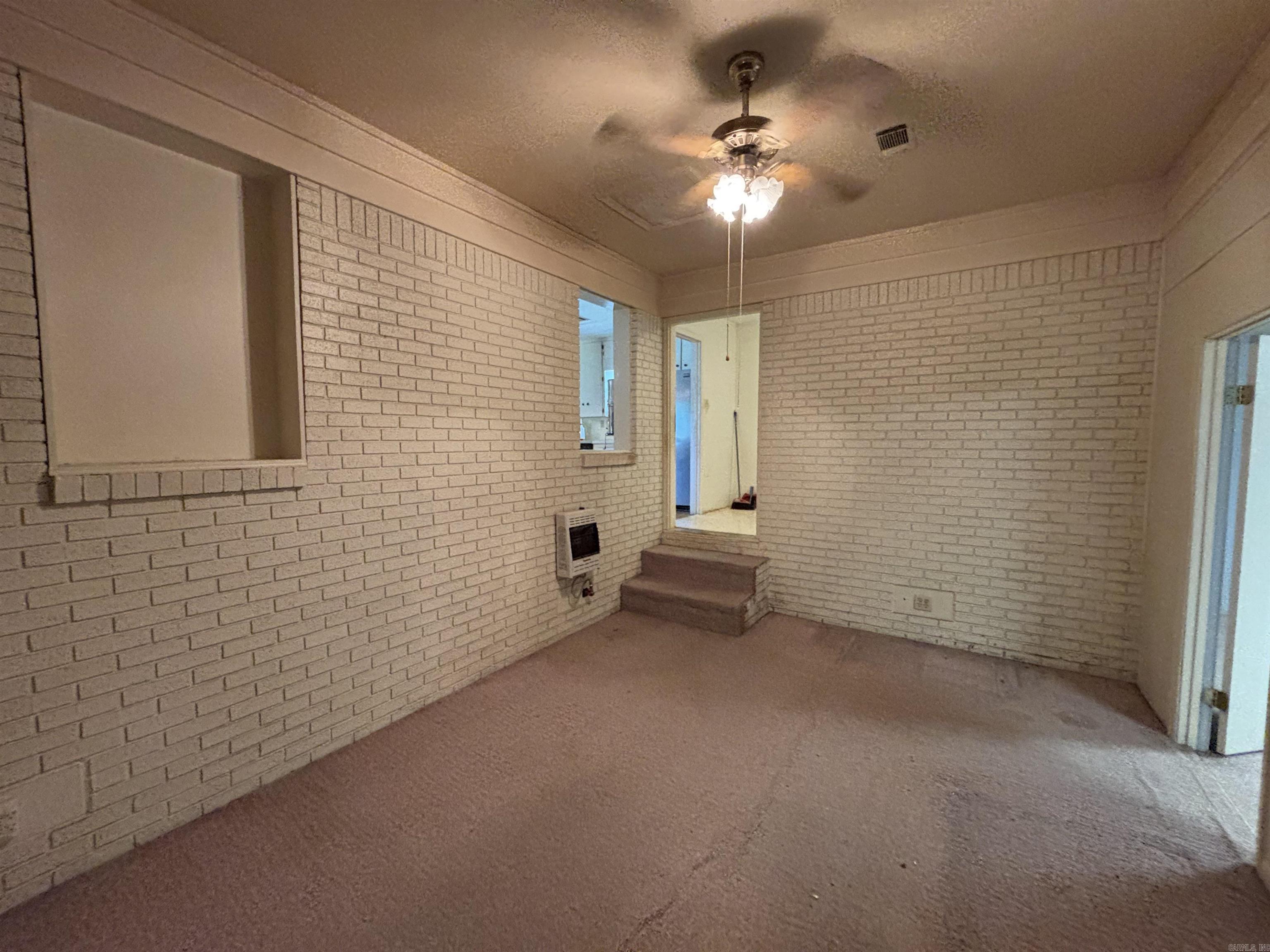 906 W Louisiana  Beebe, AR