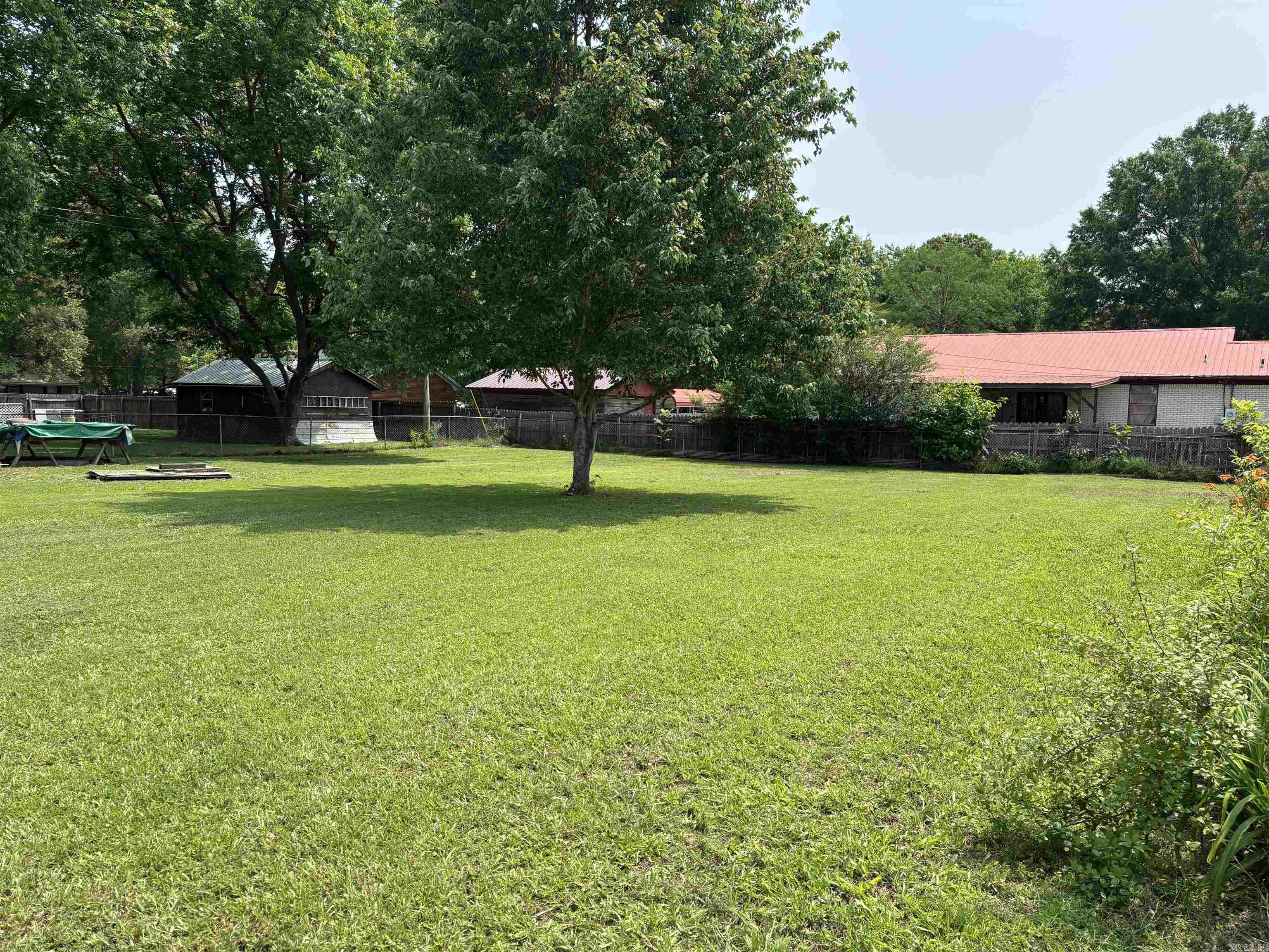 906 W Louisiana  Beebe, AR