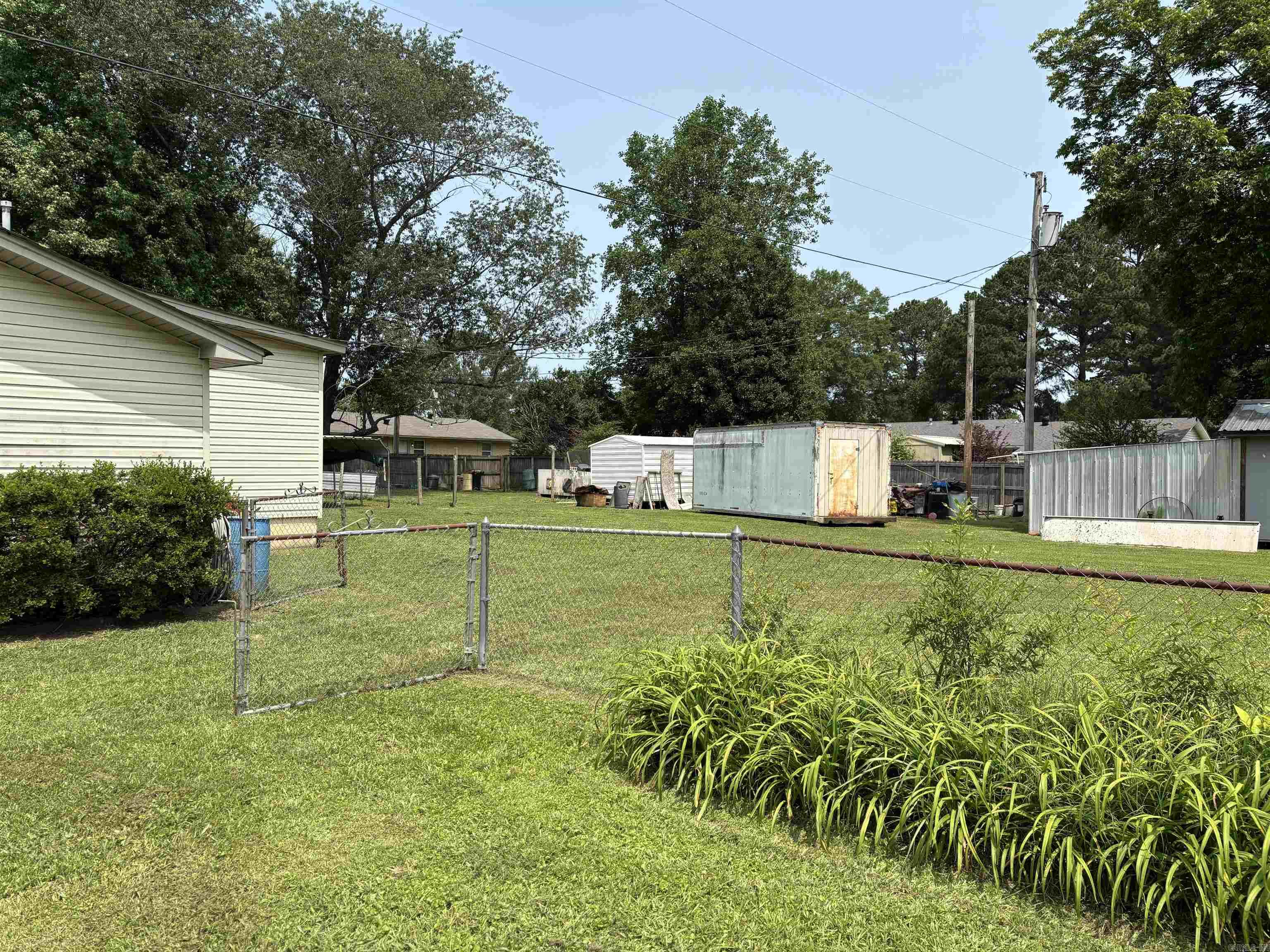 906 W Louisiana  Beebe, AR