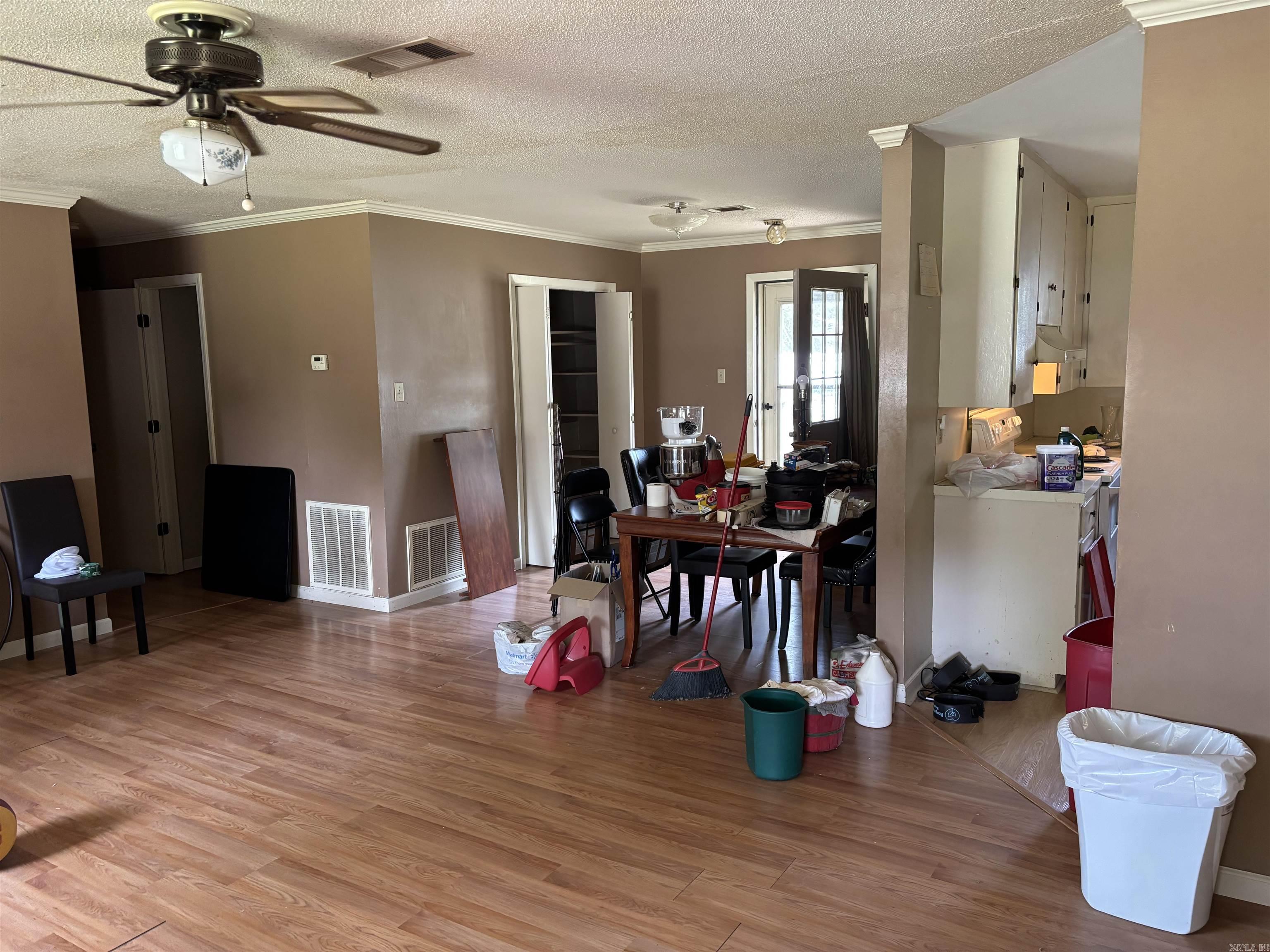 906 W Louisiana  Beebe, AR