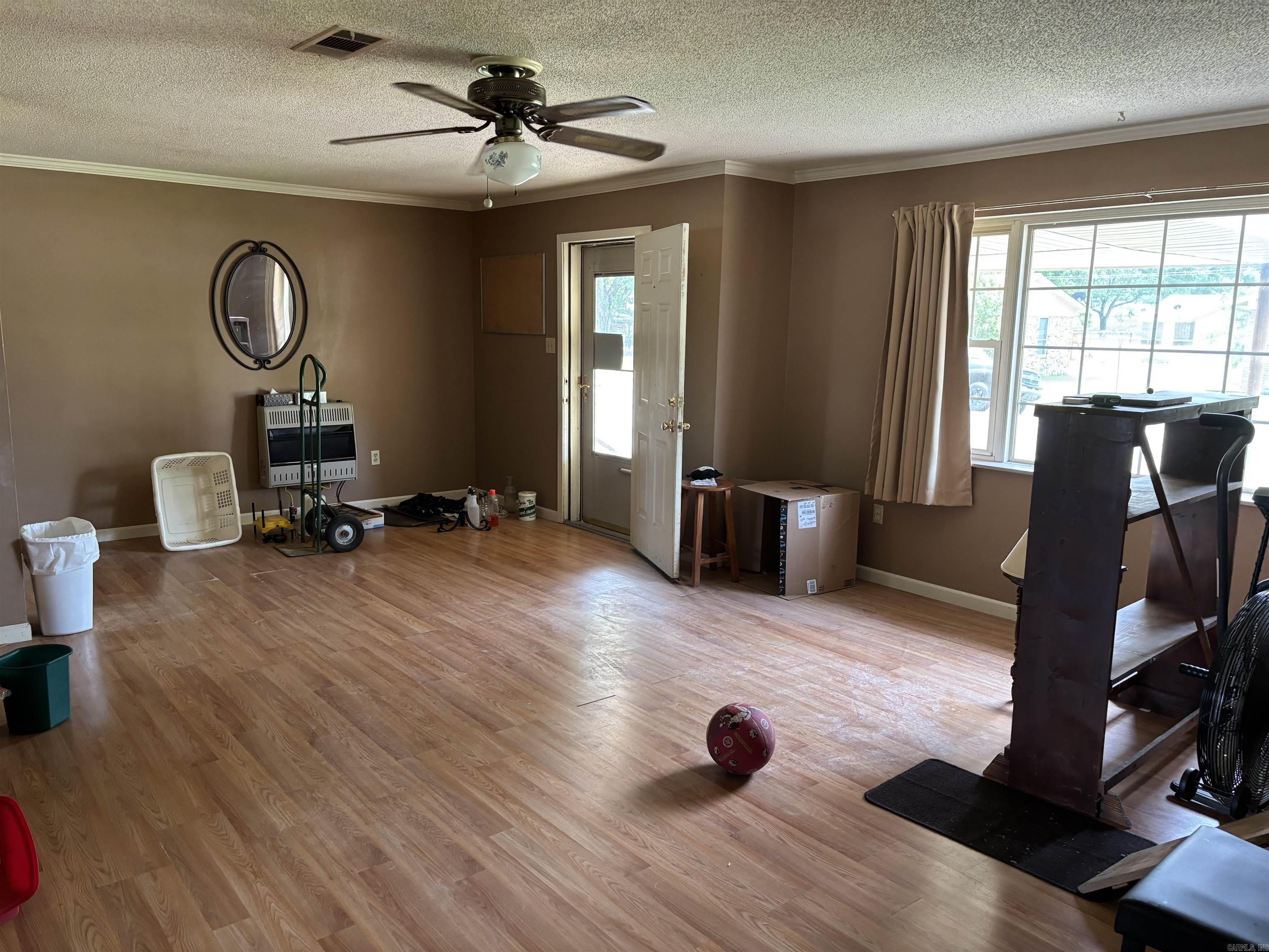 906 W Louisiana  Beebe, AR