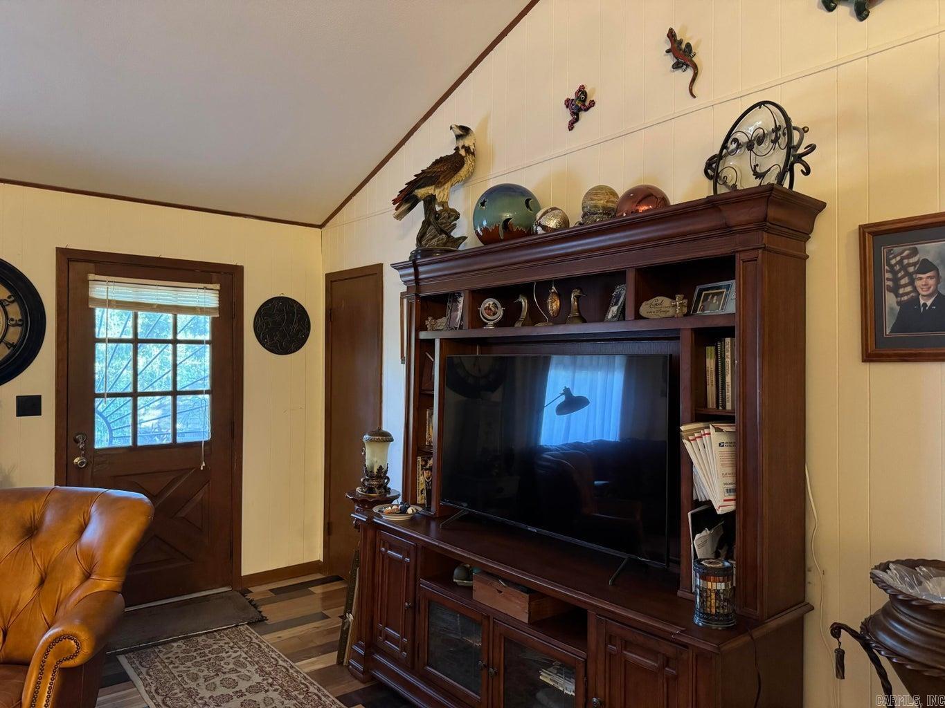 24  Hialeah  Cherokee Village, AR