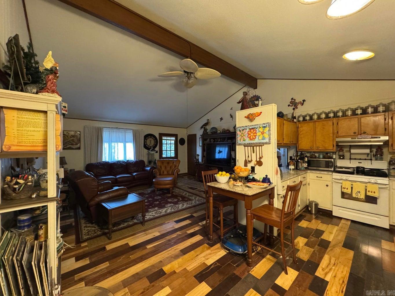 24  Hialeah  Cherokee Village, AR