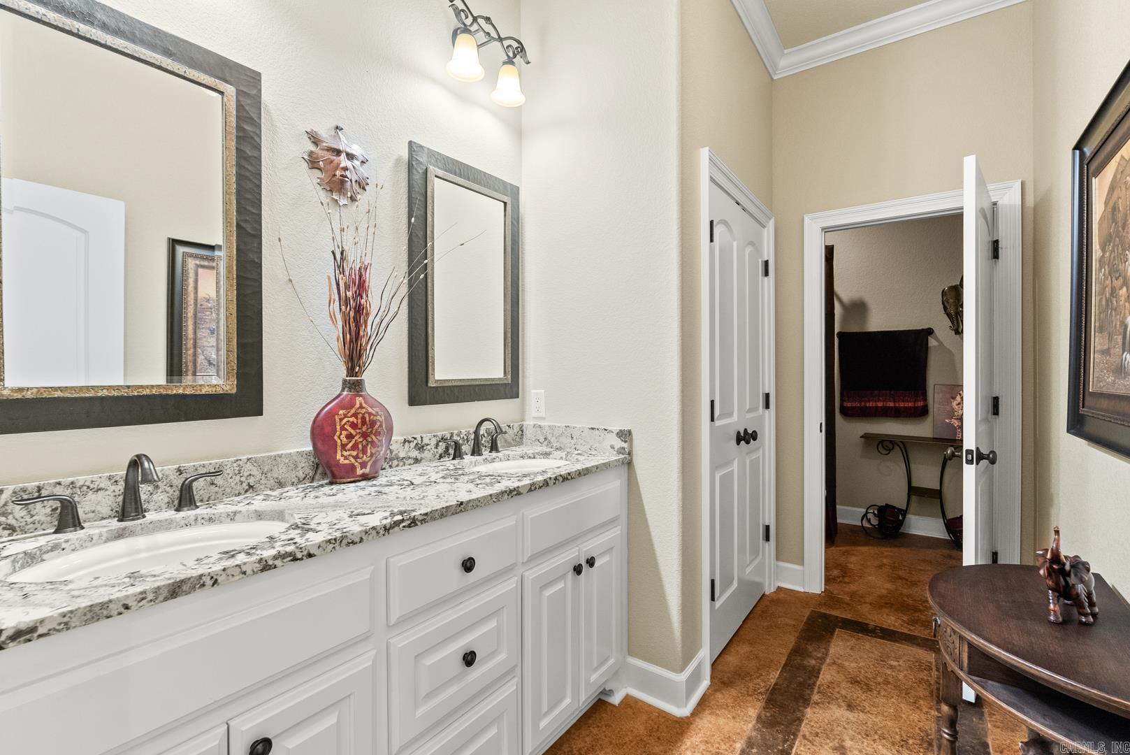 95  River Road Drive West  Mayflower, AR