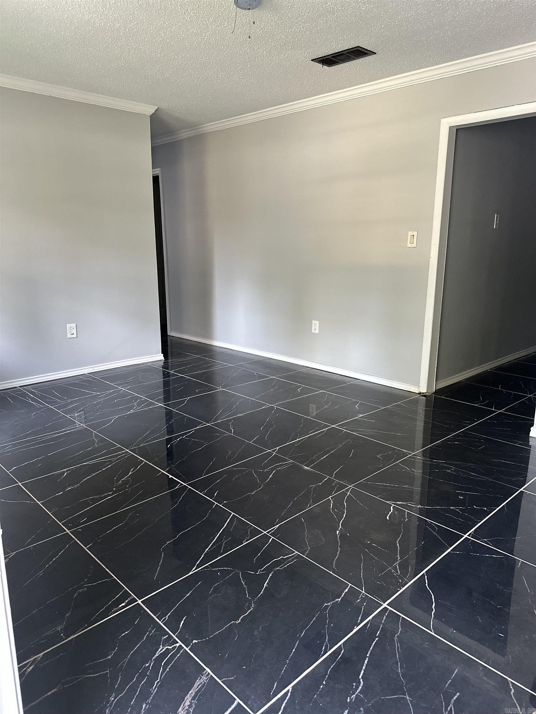 9308  westward  Little Rock, AR
