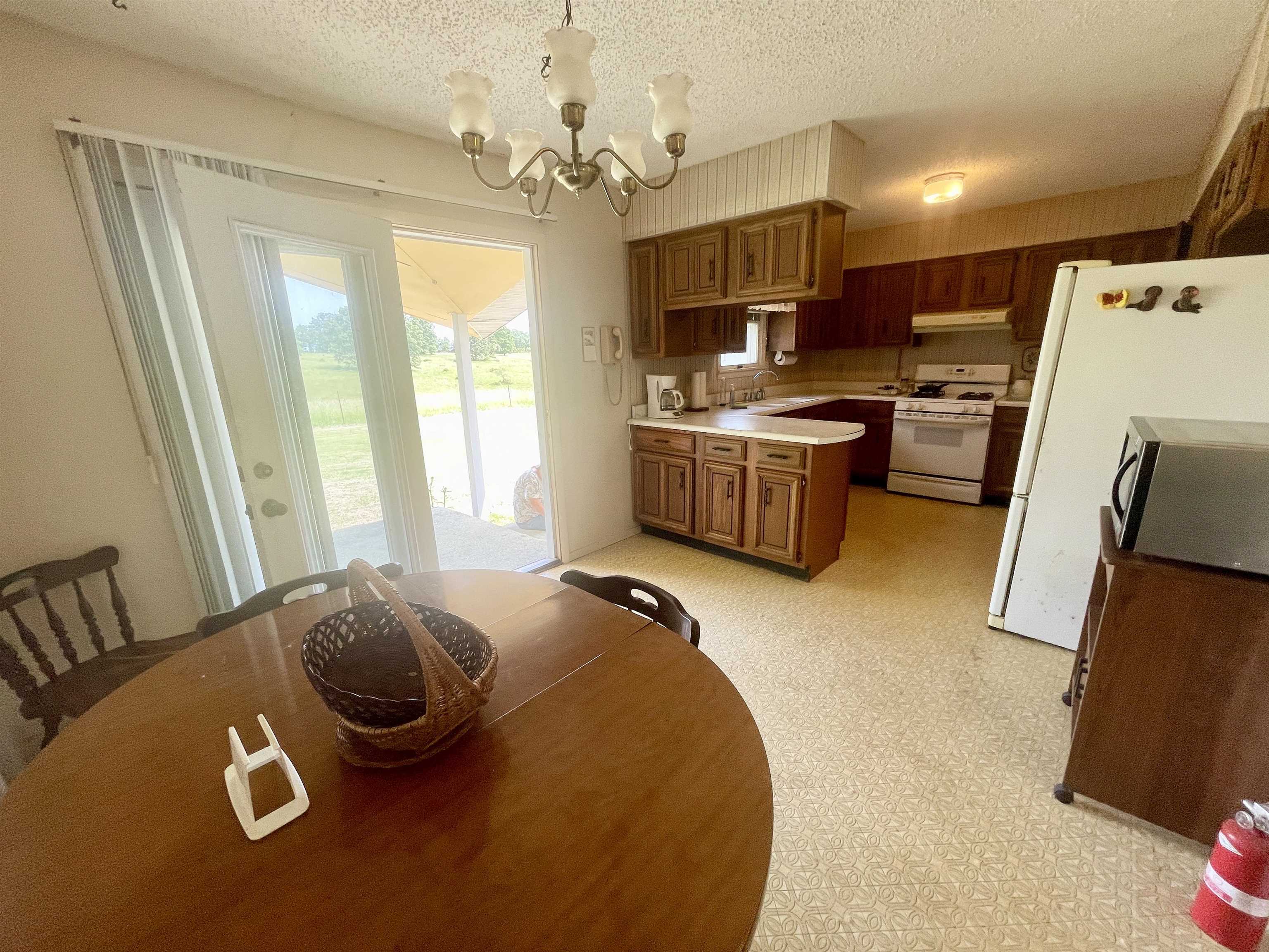 2152  Dove  Gepp, AR